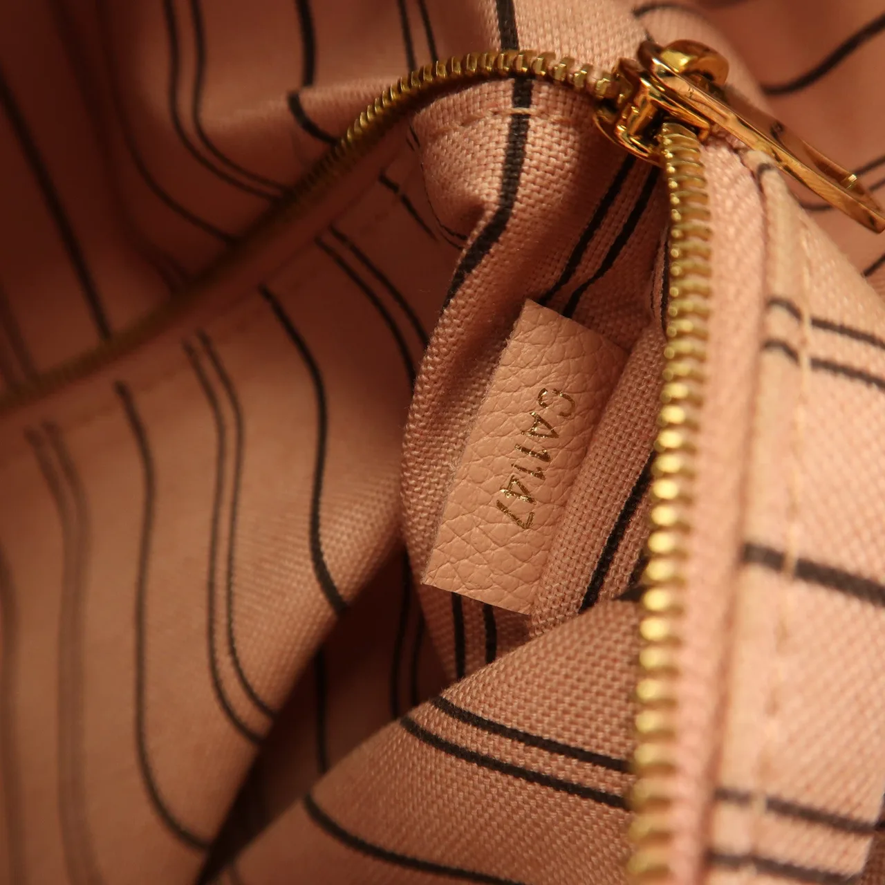 LOUIS VUITTON M44019 背包 牛皮 粉色 / Pink 牛皮 中古品A - 縮圖 16