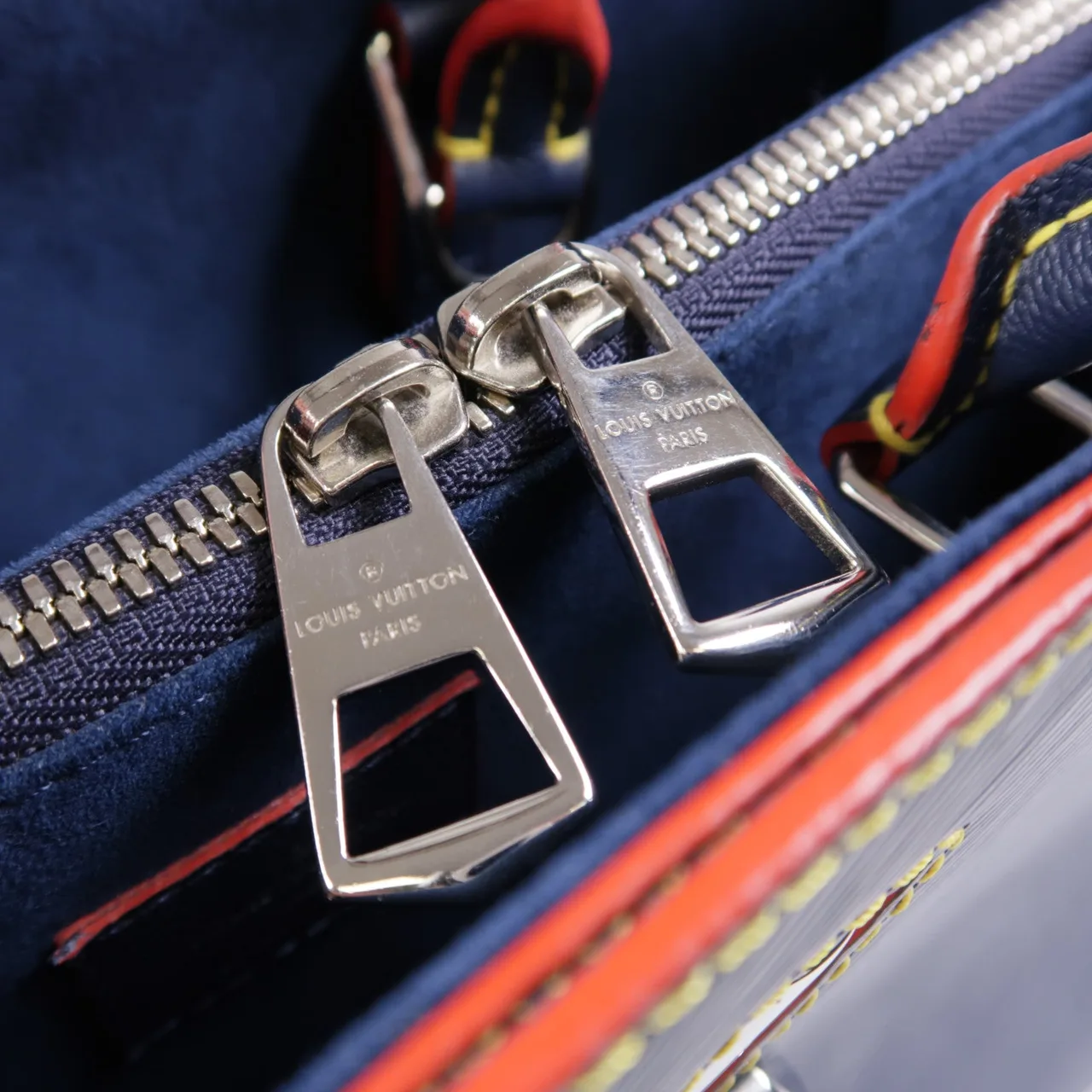 LOUIS VUITTON Twist M54980 兩用包 牛皮 海軍藍 / Navy 牛皮 中古品A - 縮圖 14