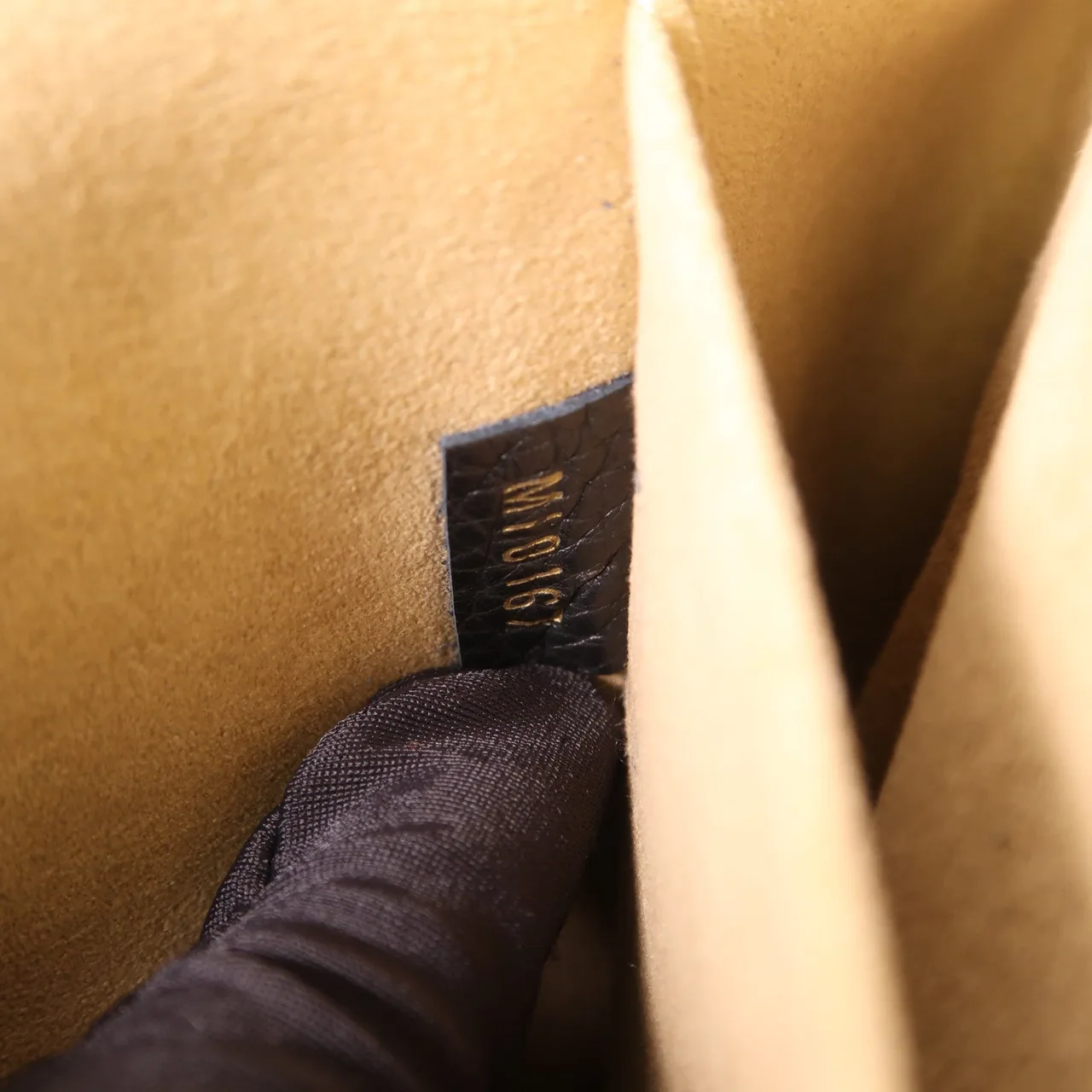 LOUIS VUITTON M50255 兩用包 牛皮 黑色 / Black 牛皮 中古品A - 縮圖 9