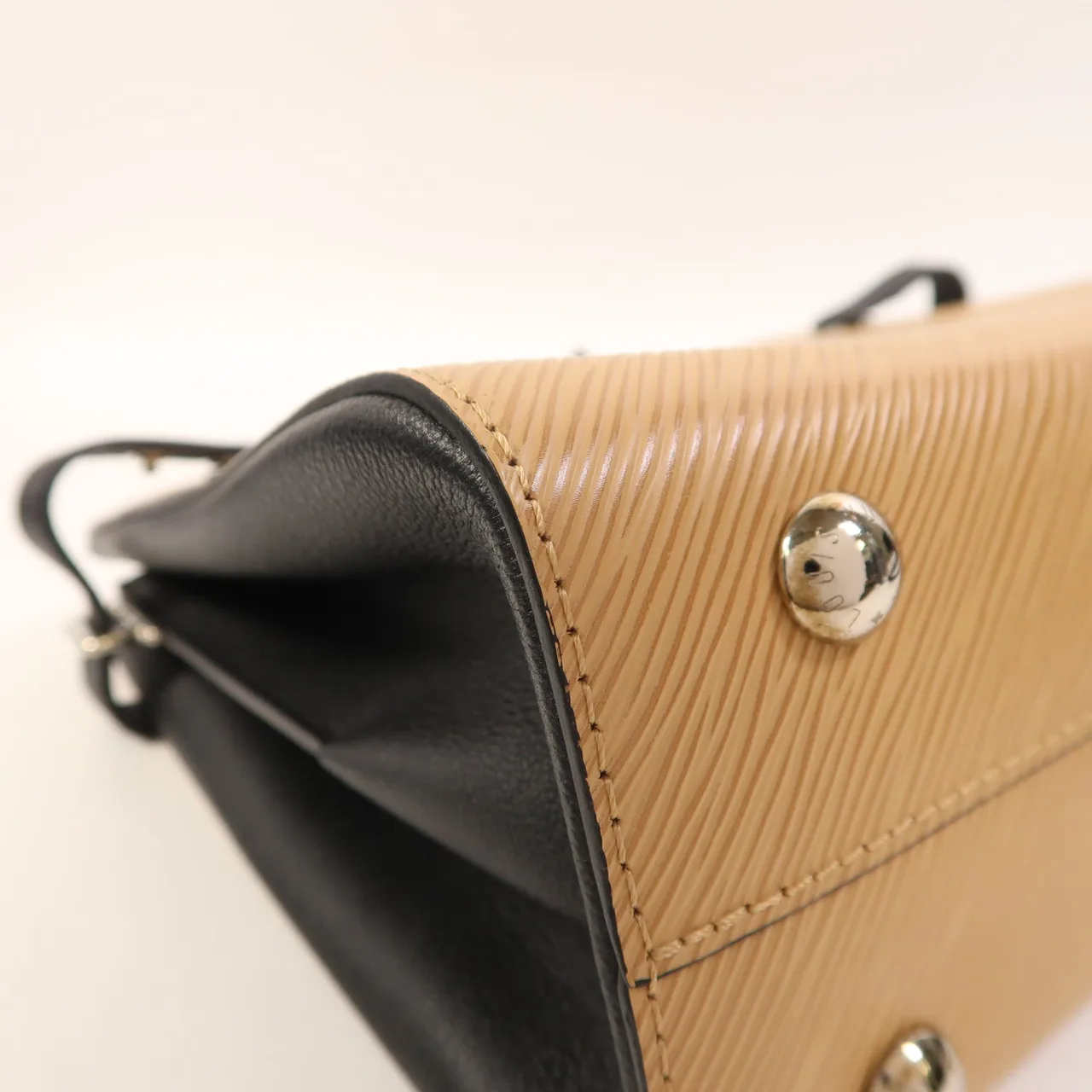 LOUIS VUITTON Twist M51846 2-Way Bag Calfskin 米色 / Camel Calfskin Rank B - Thumbnail 11