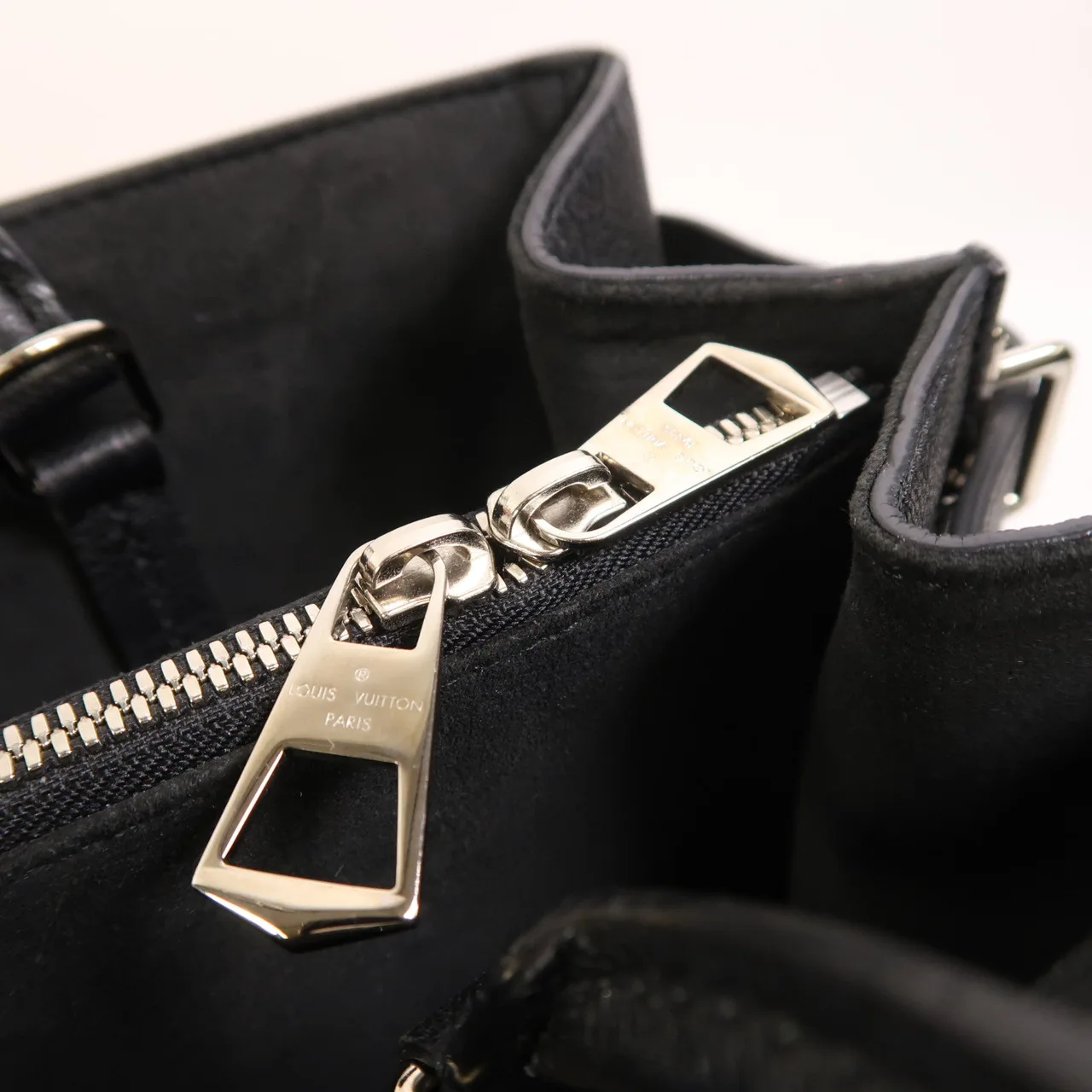 LOUIS VUITTON Twist M51846 2-Way Bag Calfskin 米色 / Camel Calfskin Rank B - Thumbnail 20