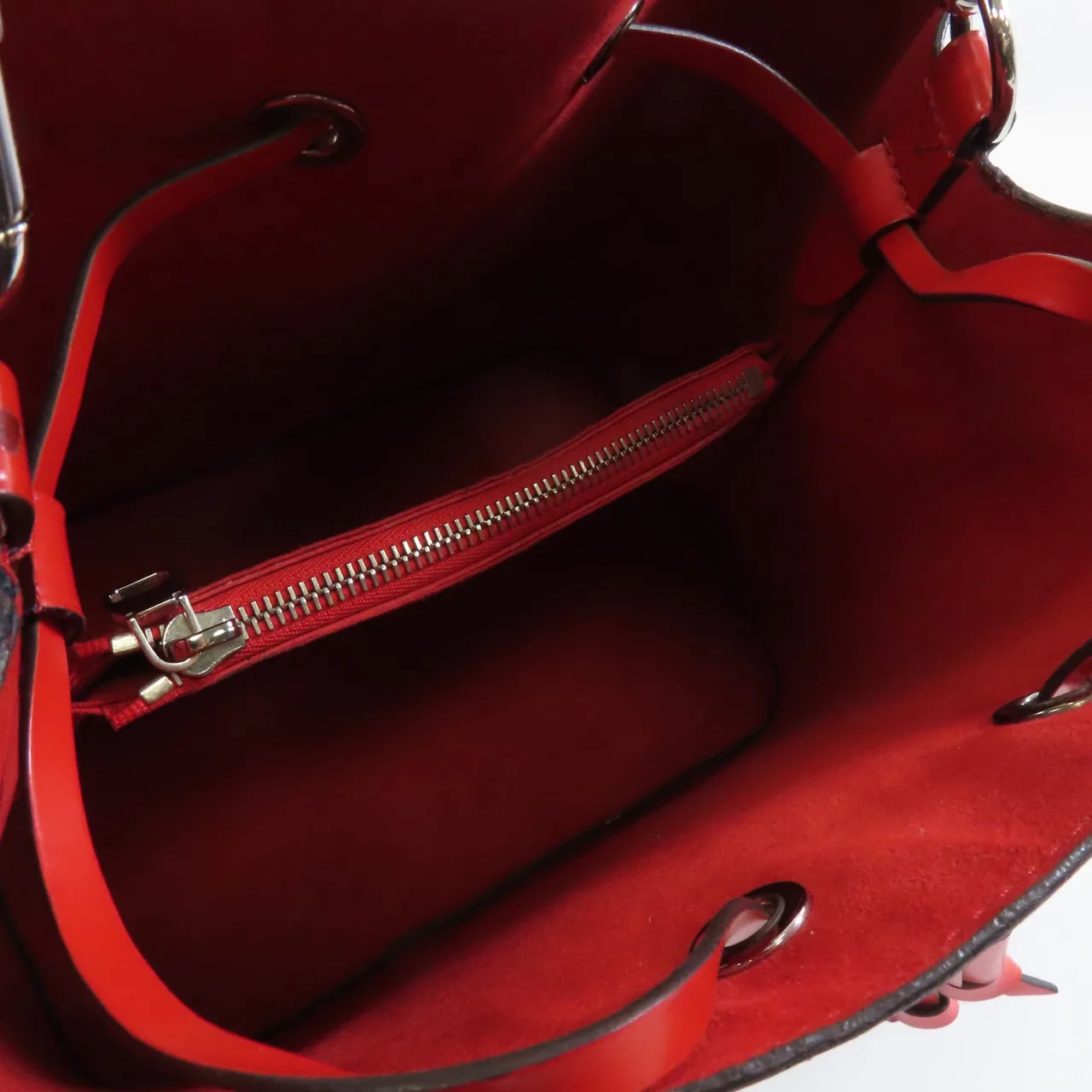 LOUIS VUITTON NeoNoe M45306 兩用包 牛皮 海軍藍 / 紅色 / Blue 牛皮 中古品B - 縮圖 5