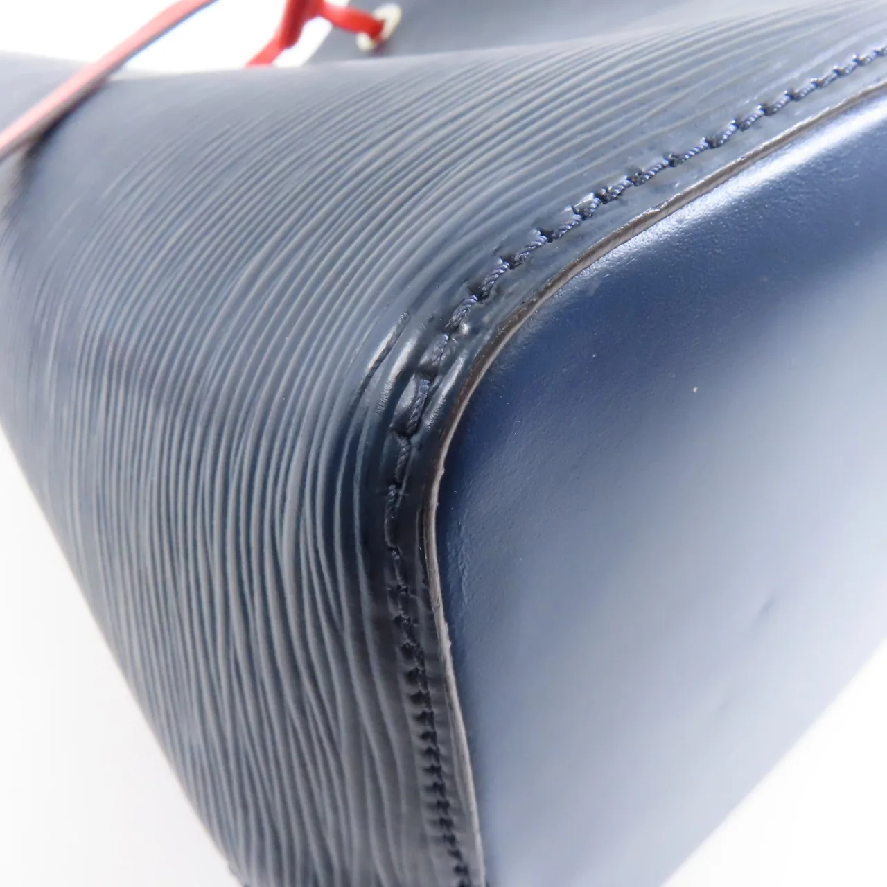 LOUIS VUITTON NeoNoe M45306 兩用包 牛皮 海軍藍 / 紅色 / Blue 牛皮 中古品B - 縮圖 12