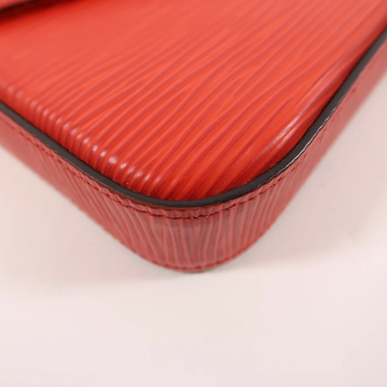 LOUIS VUITTON M41559 肩背包 皮革 紅色 / Red 皮革 中古品A - 縮圖 11