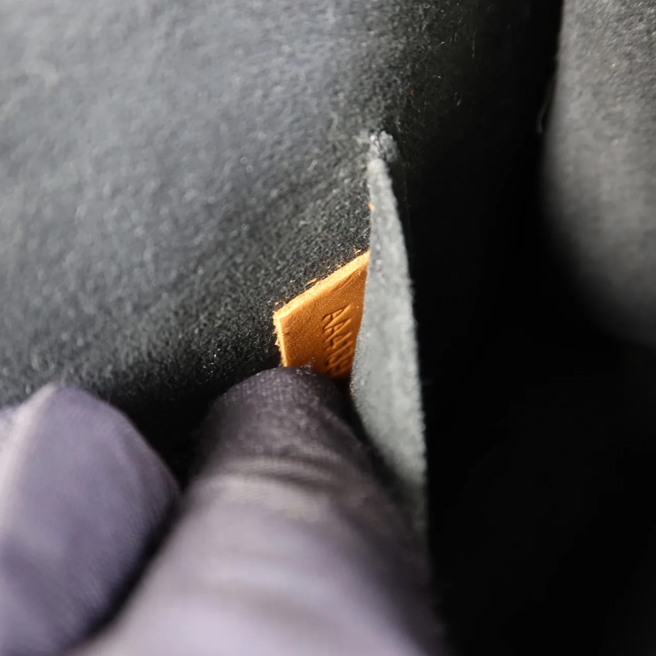 LOUIS VUITTON Mini Dauphine M44580 肩背包 塗層帆布 棕色 塗層帆布 中古品A - 縮圖 9