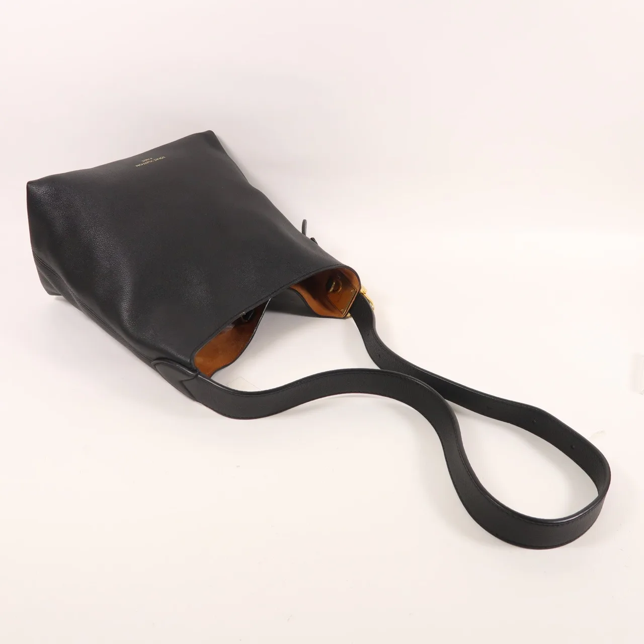 LOUIS VUITTON Low Key Hobo M25352 肩背包 牛皮 黑色 / Black 牛皮 中古品A - 縮圖 7