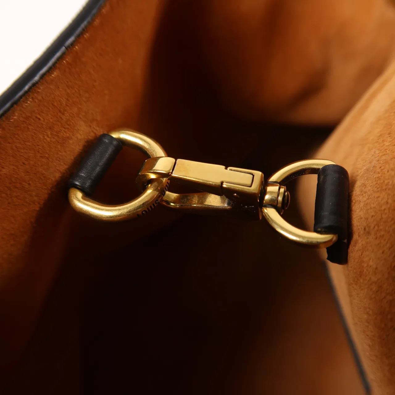 LOUIS VUITTON Low Key Hobo M25352 肩背包 牛皮 黑色 / Black 牛皮 中古品A - 縮圖 14