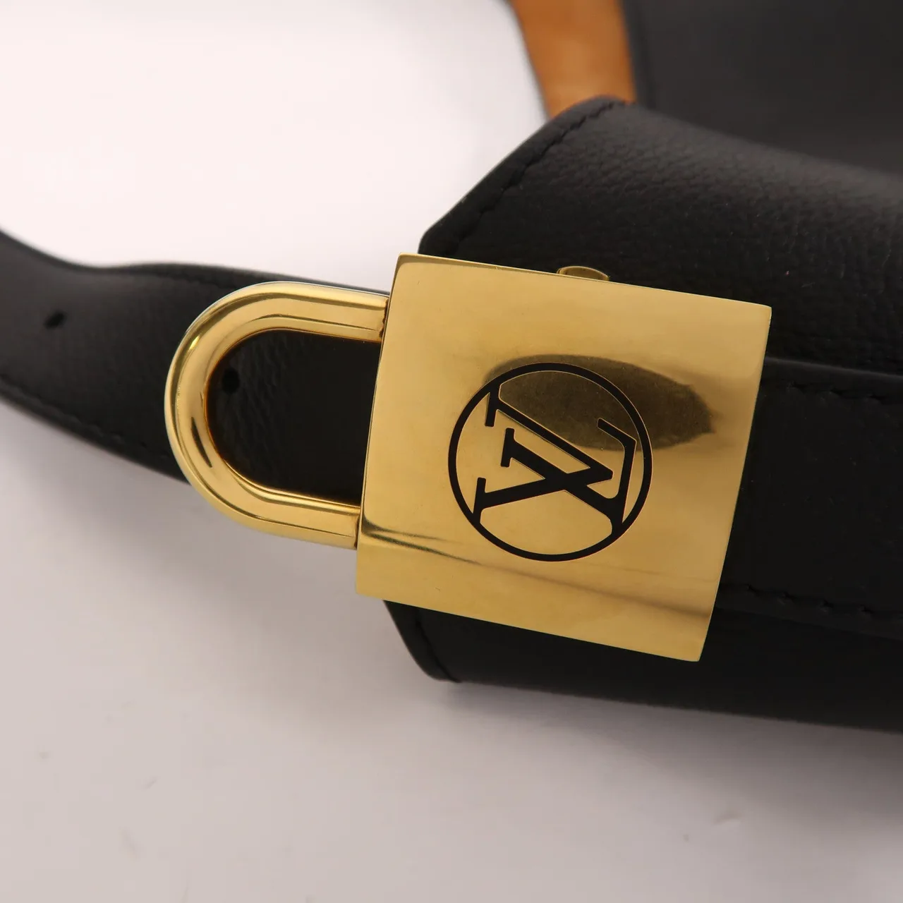 LOUIS VUITTON Low Key Hobo M25352 肩背包 牛皮 黑色 / Black 牛皮 中古品A - 縮圖 15