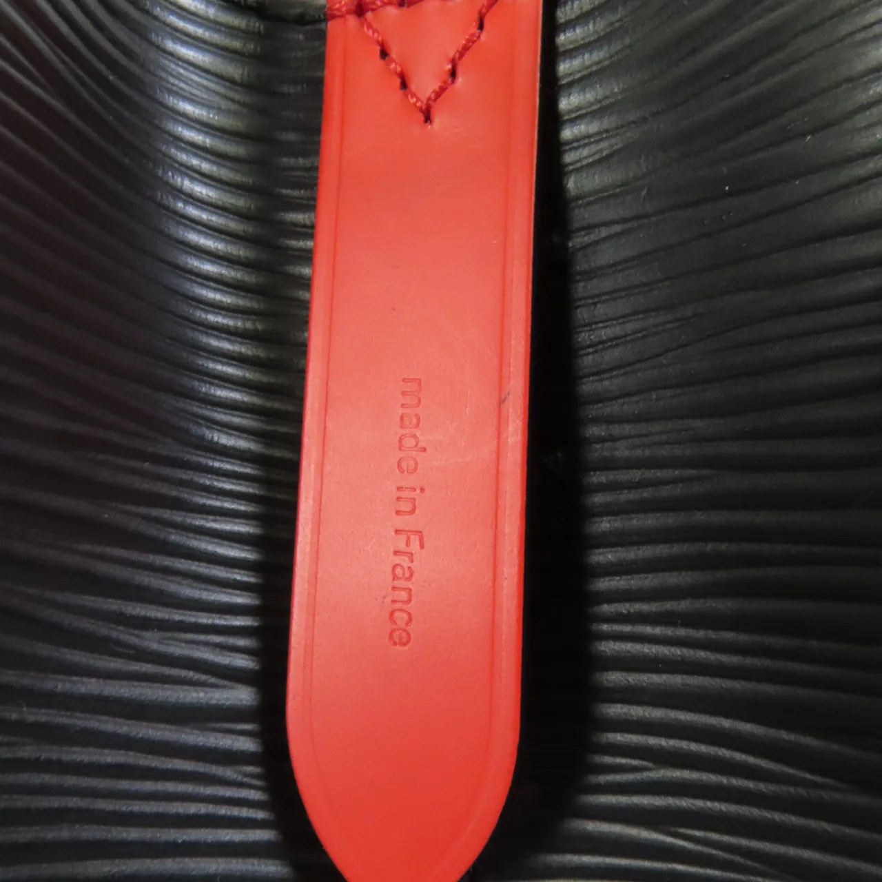 LOUIS VUITTON NeoNoe M40156 兩用包 牛皮 黑色 / 紅色 牛皮 中古品A - 縮圖 11