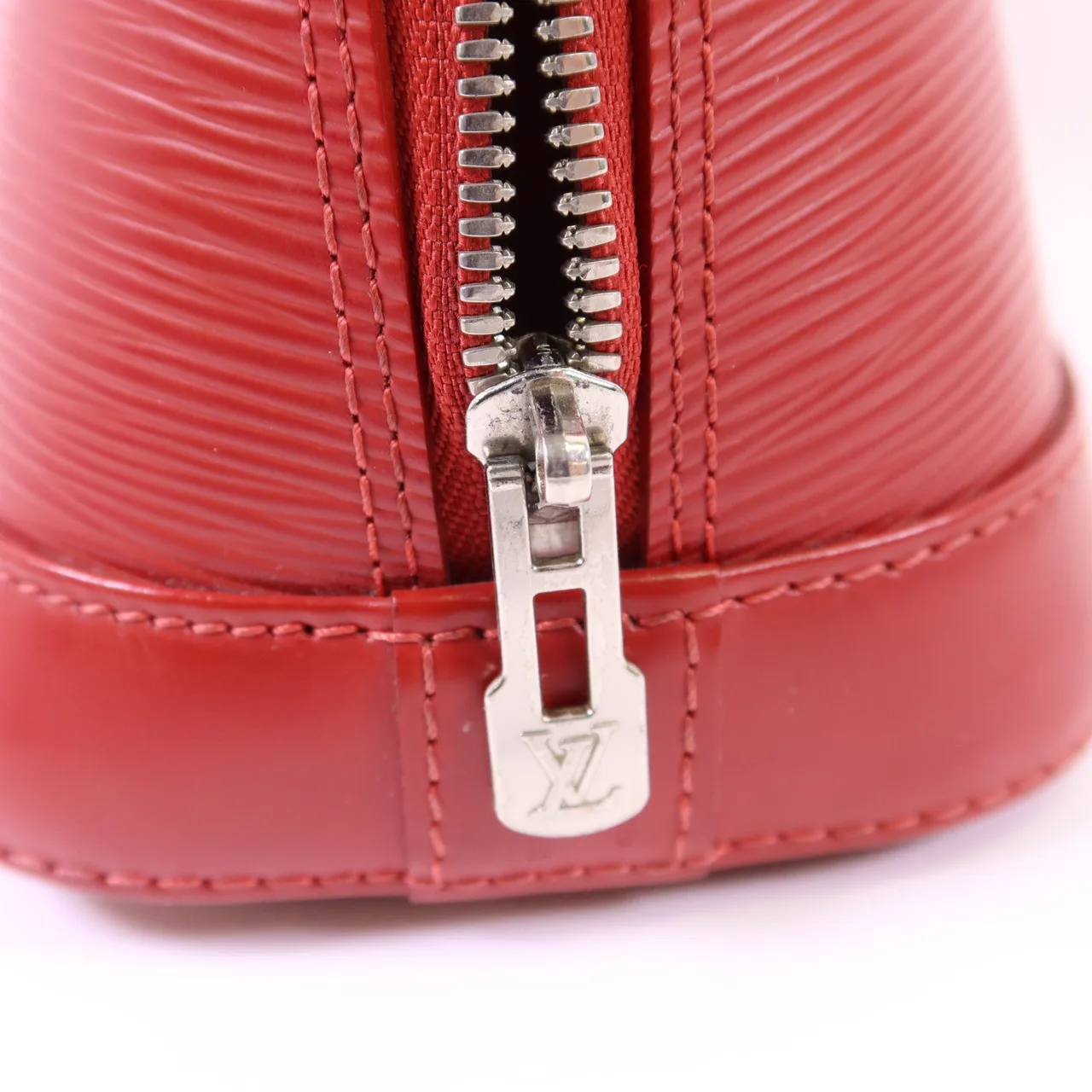 LOUIS VUITTON Alma M56204 2-Way Bag Calfskin 紅色 Calfskin Rank A - Thumbnail 10