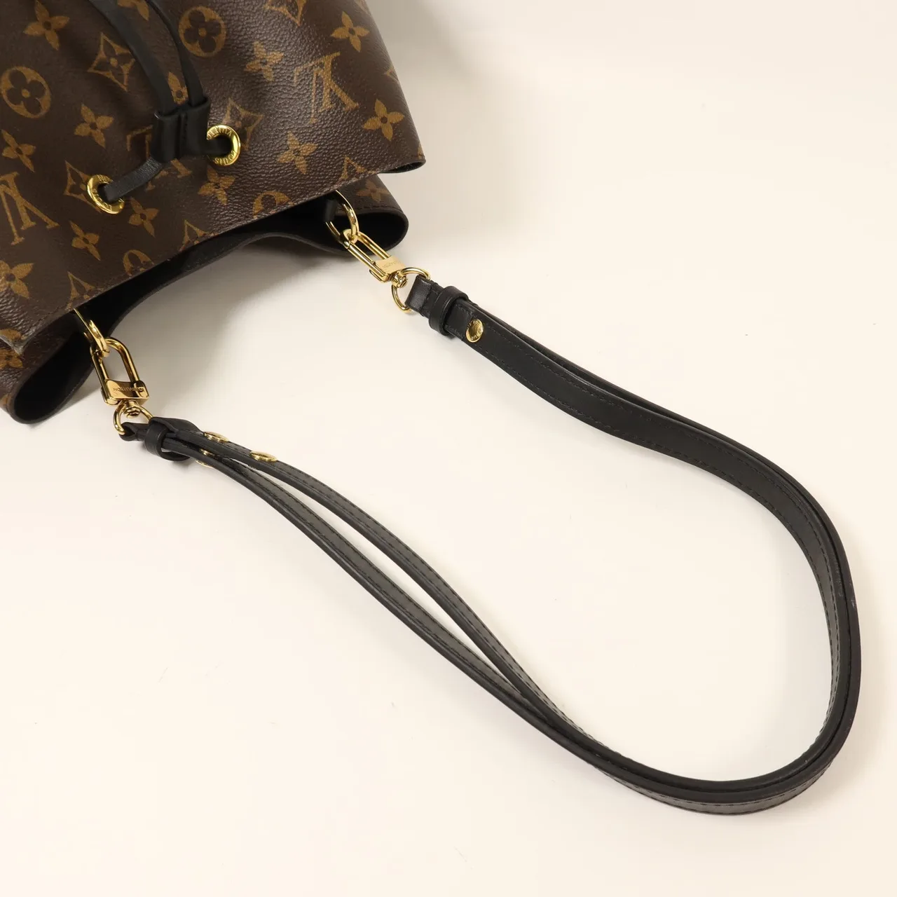 LOUIS VUITTON NeoNoe M44020 Shoulder Bag Coated Canvas 棕色 / 黑色 Coated Canvas Rank B - Thumbnail 9
