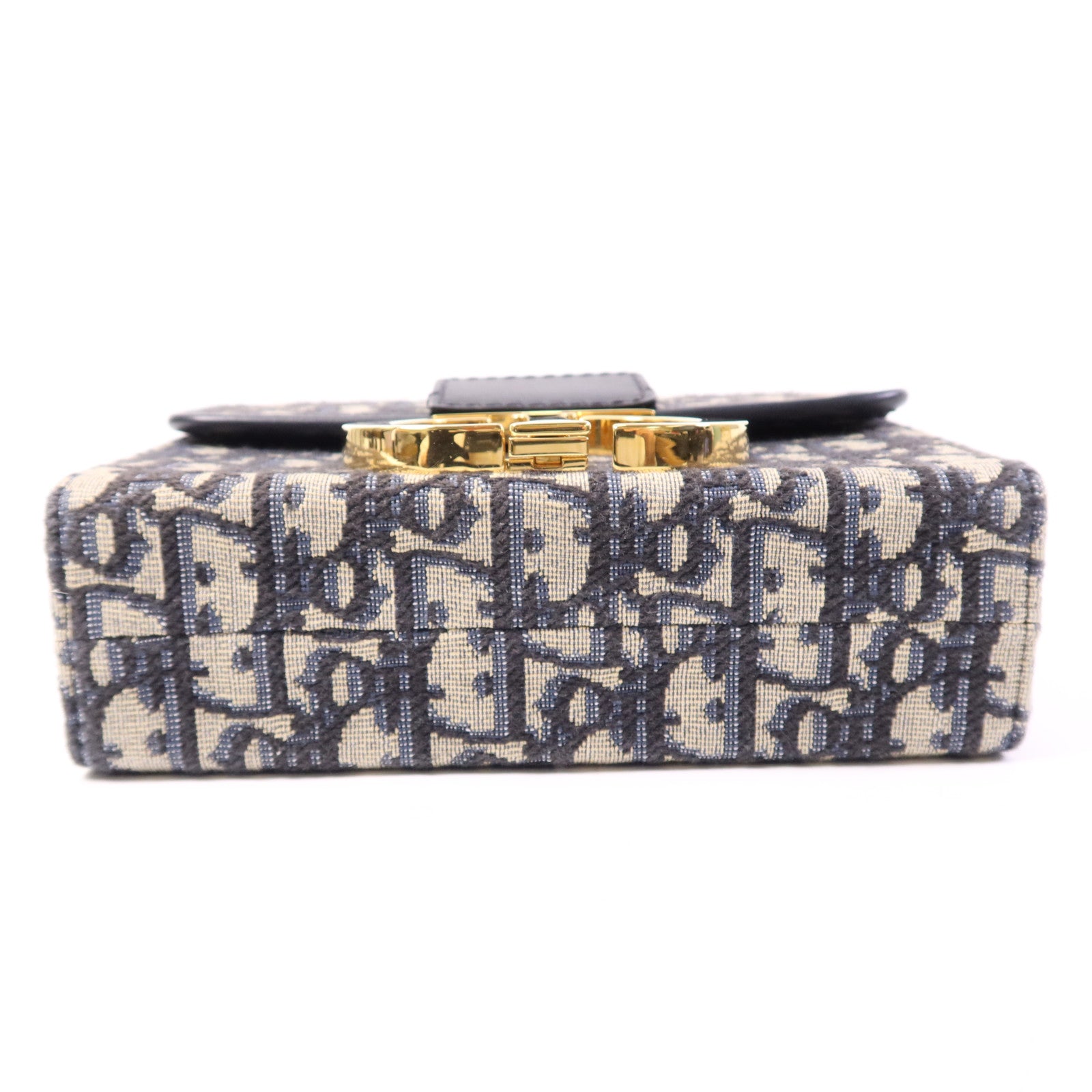 LOUIS VUITTON Montaigne M9204UTZQ Shoulder Bag Leather 4