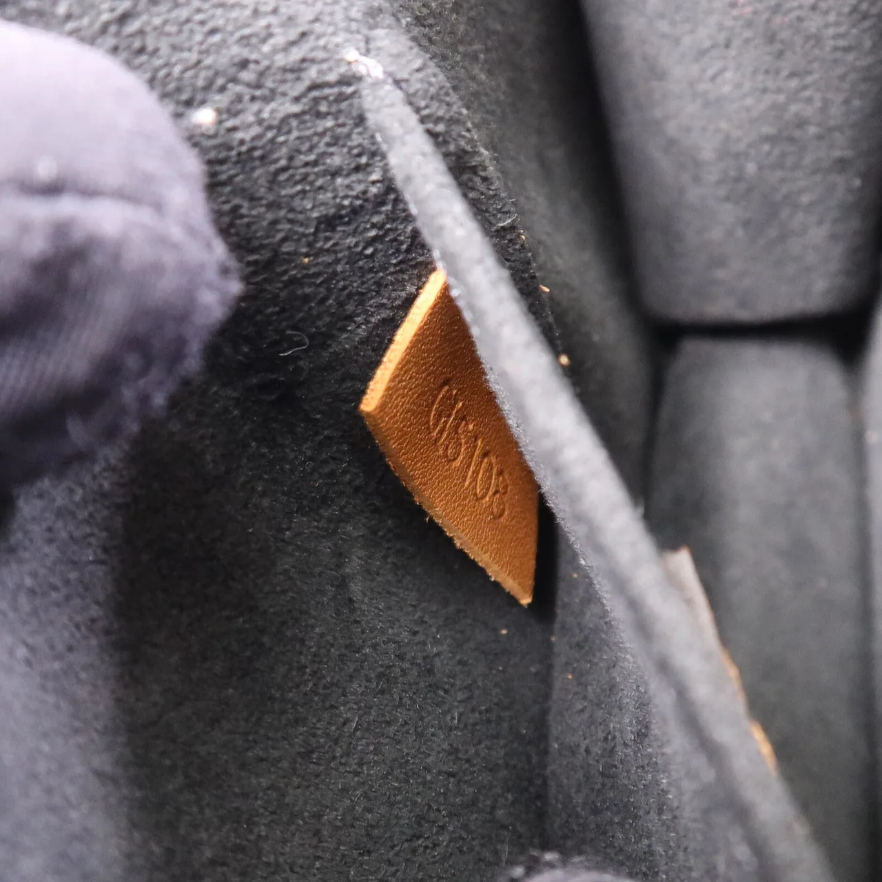 LOUIS VUITTON Mini Dauphine M53805 Shoulder Bag Calfskin 粉色 / 棕色 / Rose Ten Calfskin Rank A - Thumbnail 8