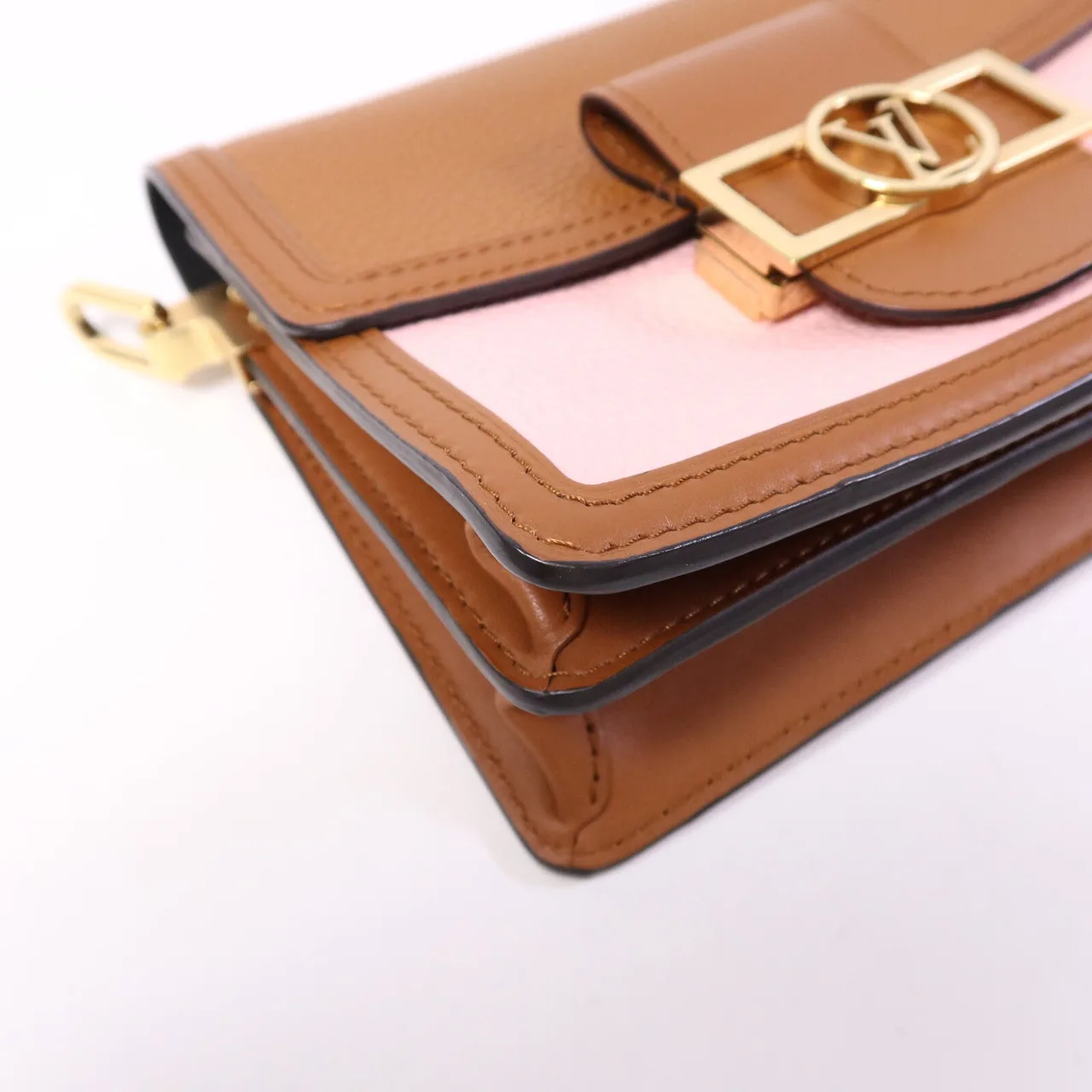 LOUIS VUITTON Mini Dauphine M53805 Shoulder Bag Calfskin 粉色 / 棕色 / Rose Ten Calfskin Rank A - Thumbnail 10