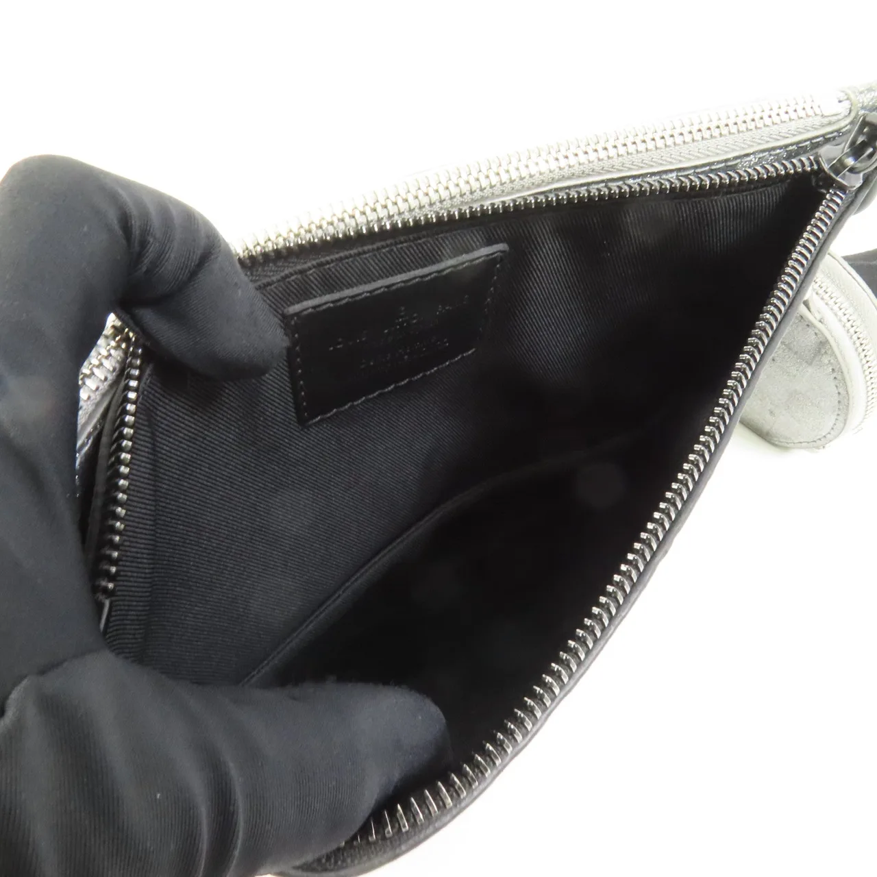 LOUIS VUITTON Trio Pouch M59682 Shoulder Bag Leather 銀色 / 黑色 Leather Rank A - Thumbnail 7