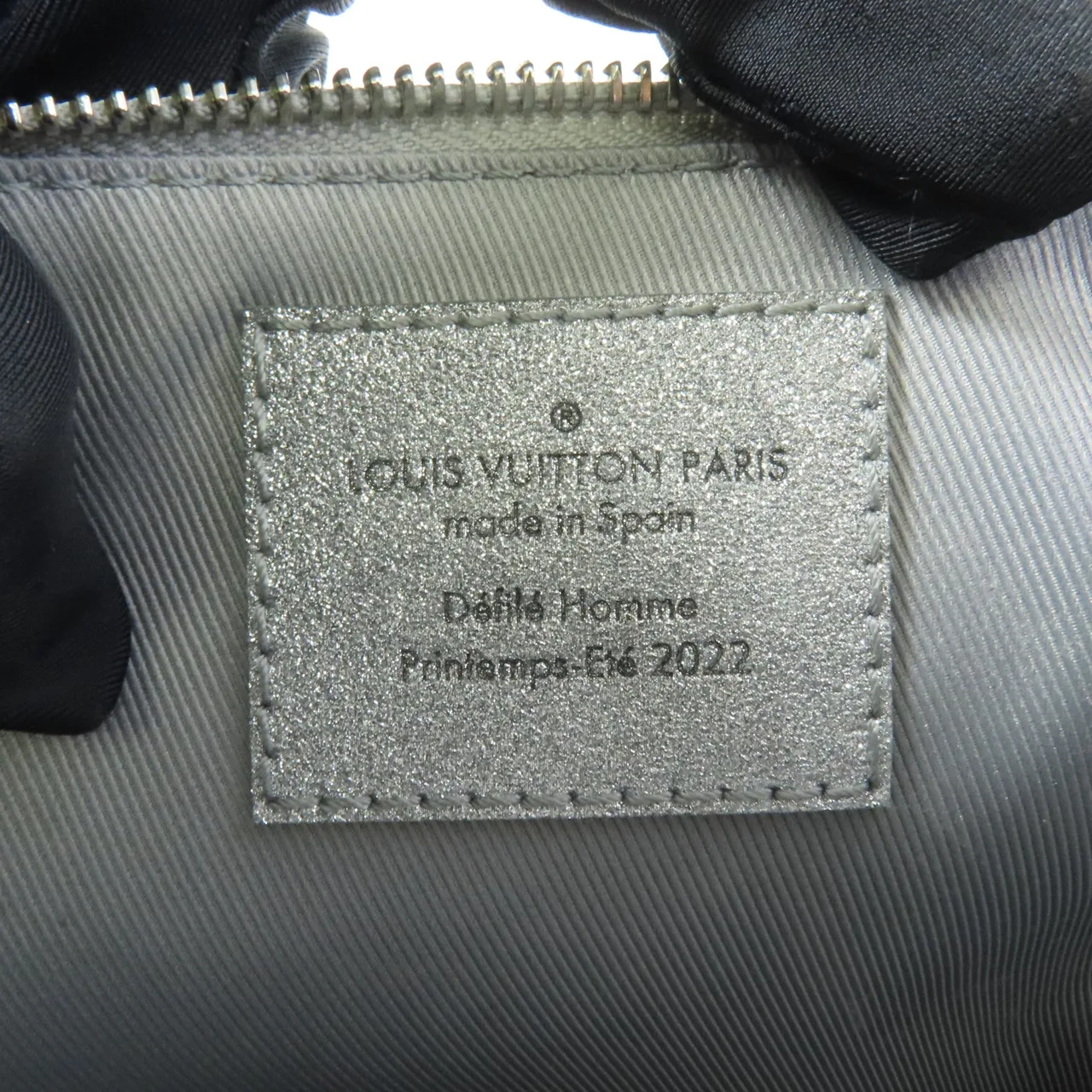 LOUIS VUITTON Trio Pouch M59682 Shoulder Bag Leather 銀色 / 黑色 Leather Rank A - Thumbnail 12