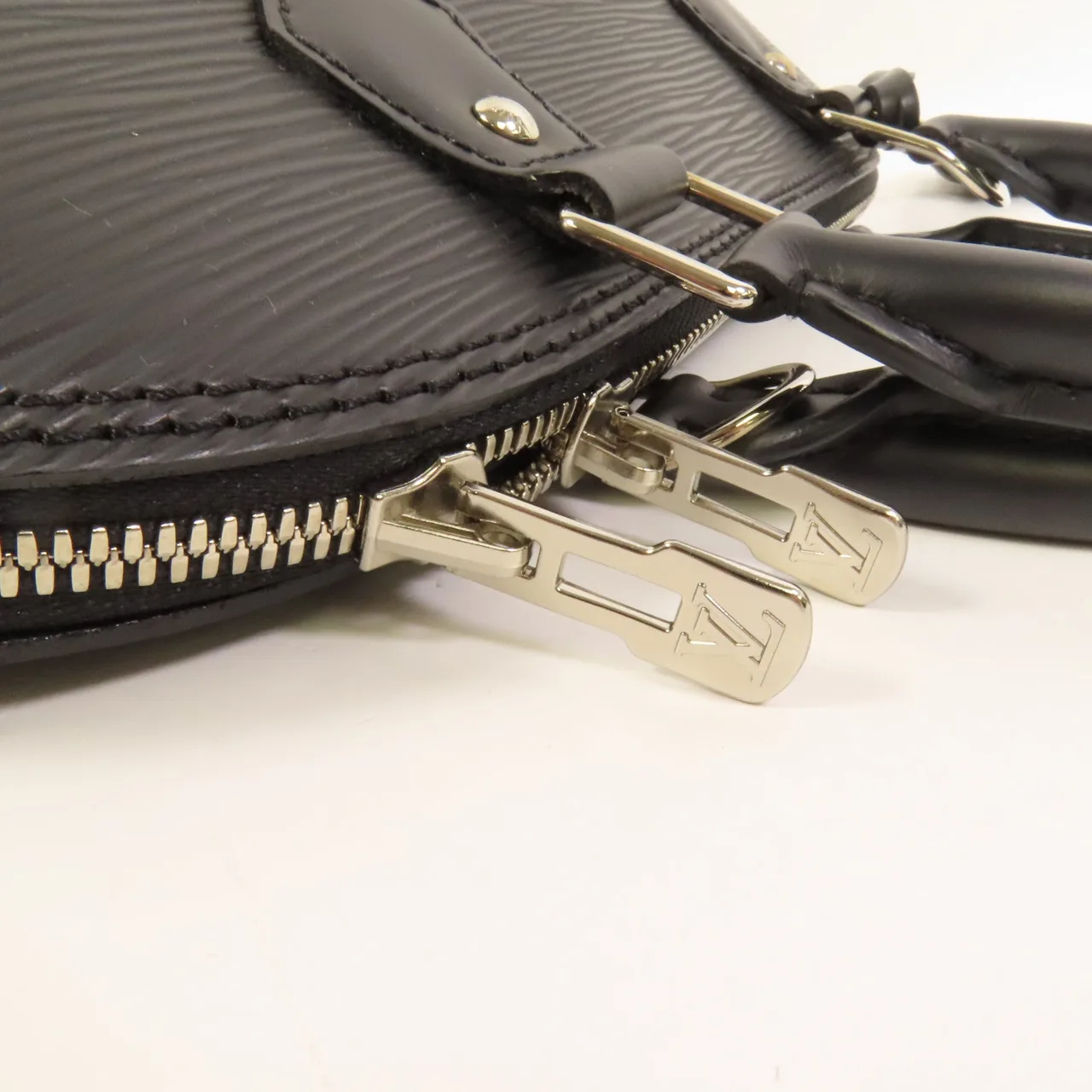 LOUIS VUITTON Alma M40302 Handbag Calfskin 黑色 Calfskin Rank A - Thumbnail 7