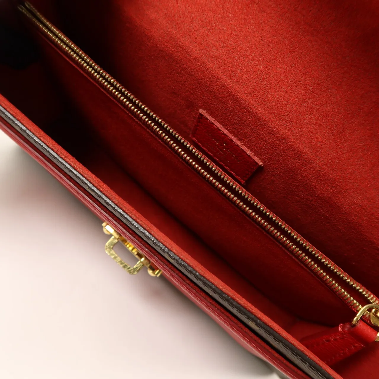 LOUIS VUITTON Victoire M41731 Shoulder Bag Coated Canvas 棕色 / 紅色 Coated Canvas Rank B - Thumbnail 6