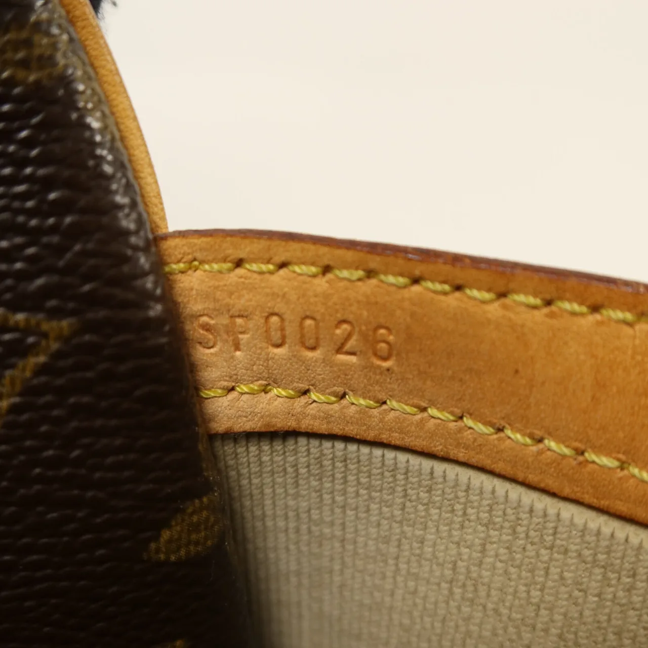 LOUIS VUITTON Reporter M45254 Shoulder Bag Coated Canvas 棕色 Coated Canvas Rank B - Thumbnail 7