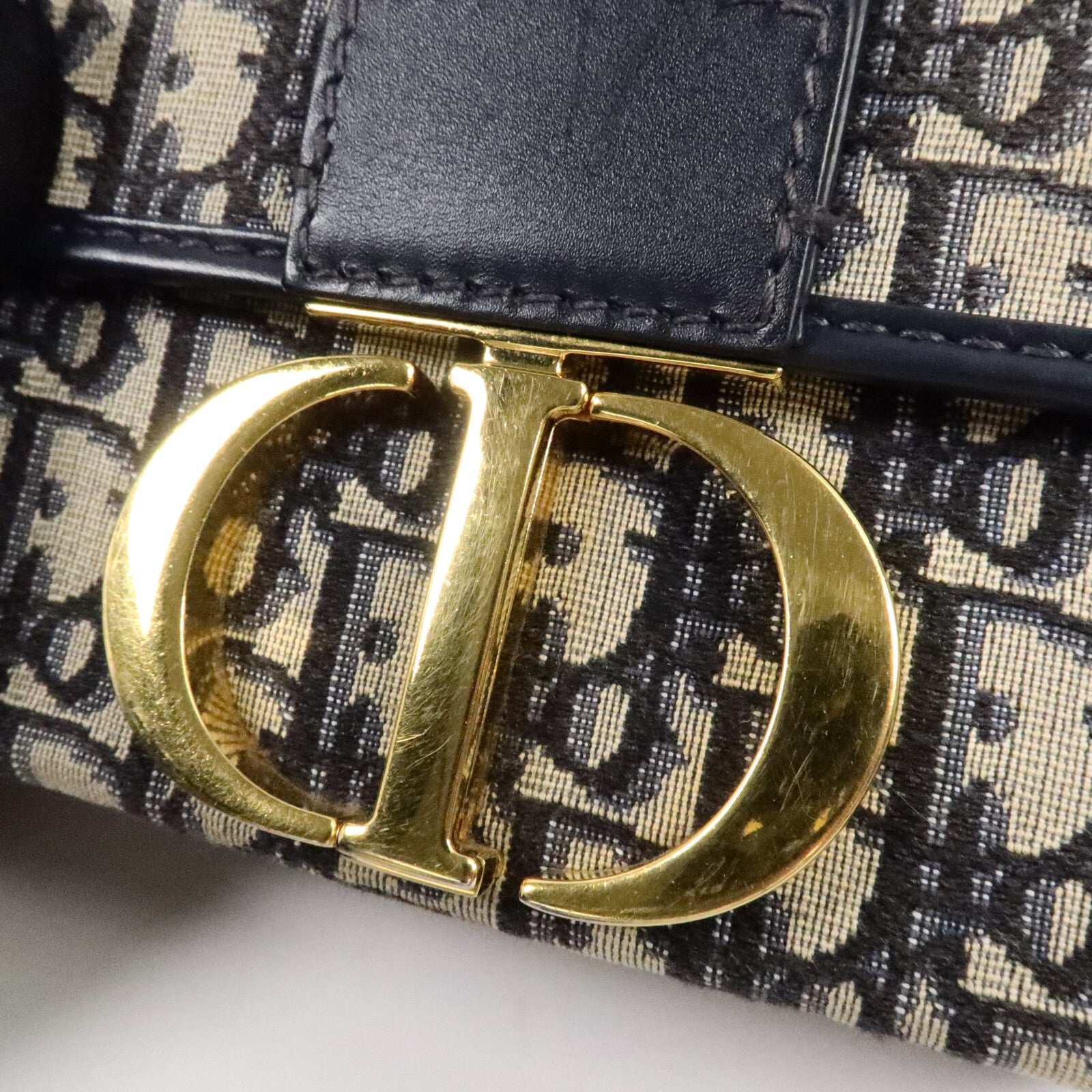LOUIS VUITTON Montaigne M9204UTZQ 肩背包 帆布 7