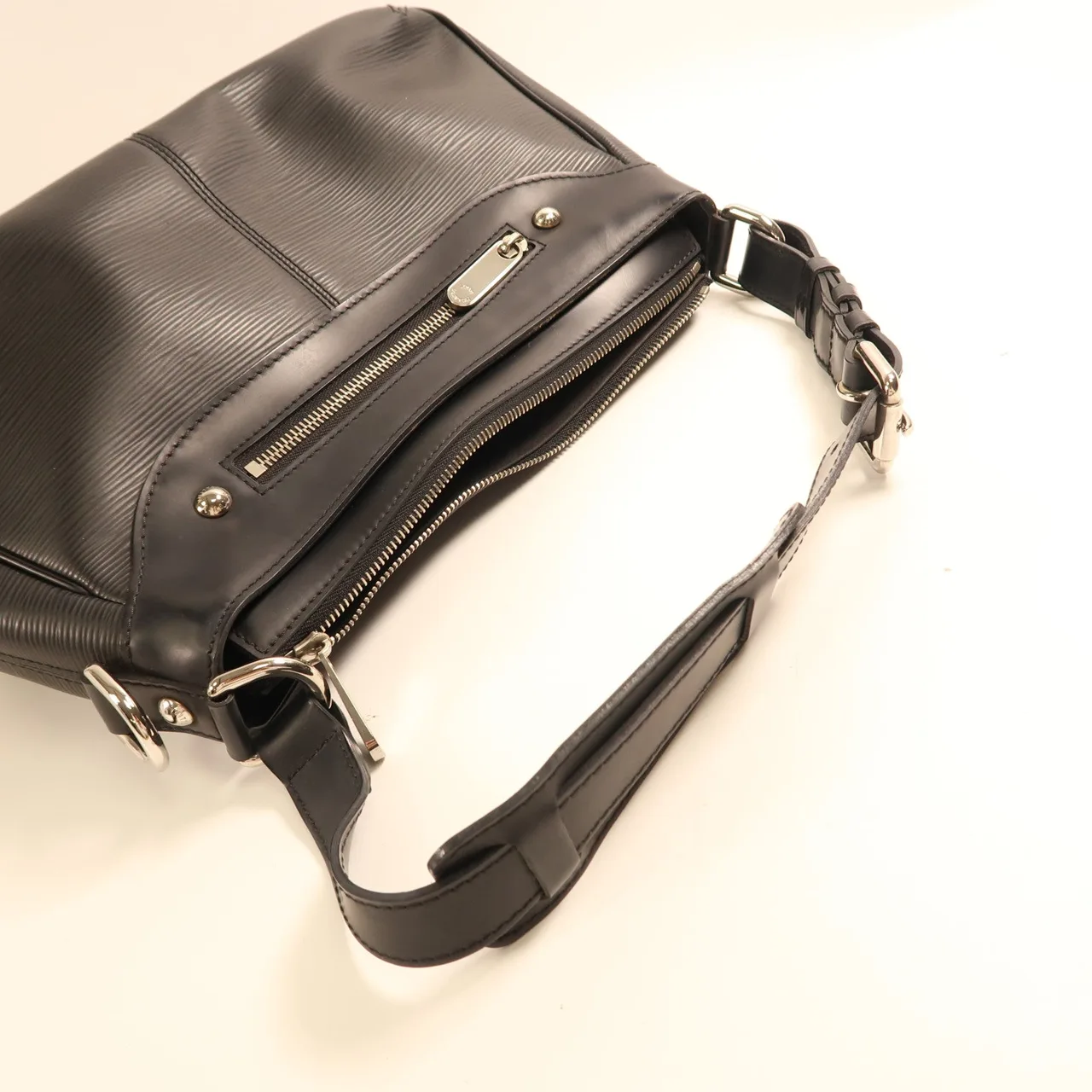 LOUIS VUITTON M59282 肩背包 牛皮 黑色 / Black 牛皮 中古品A - 縮圖 10