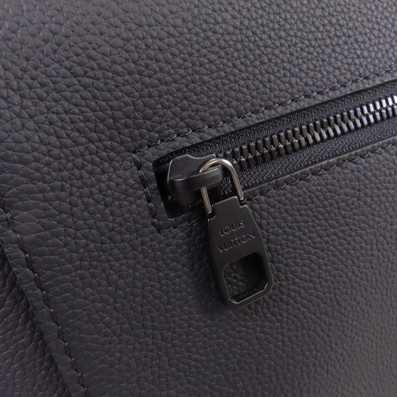 LOUIS VUITTON M15268 Shoulder Bag Calfskin 黑色 / Black Calfskin Rank A - Thumbnail 16