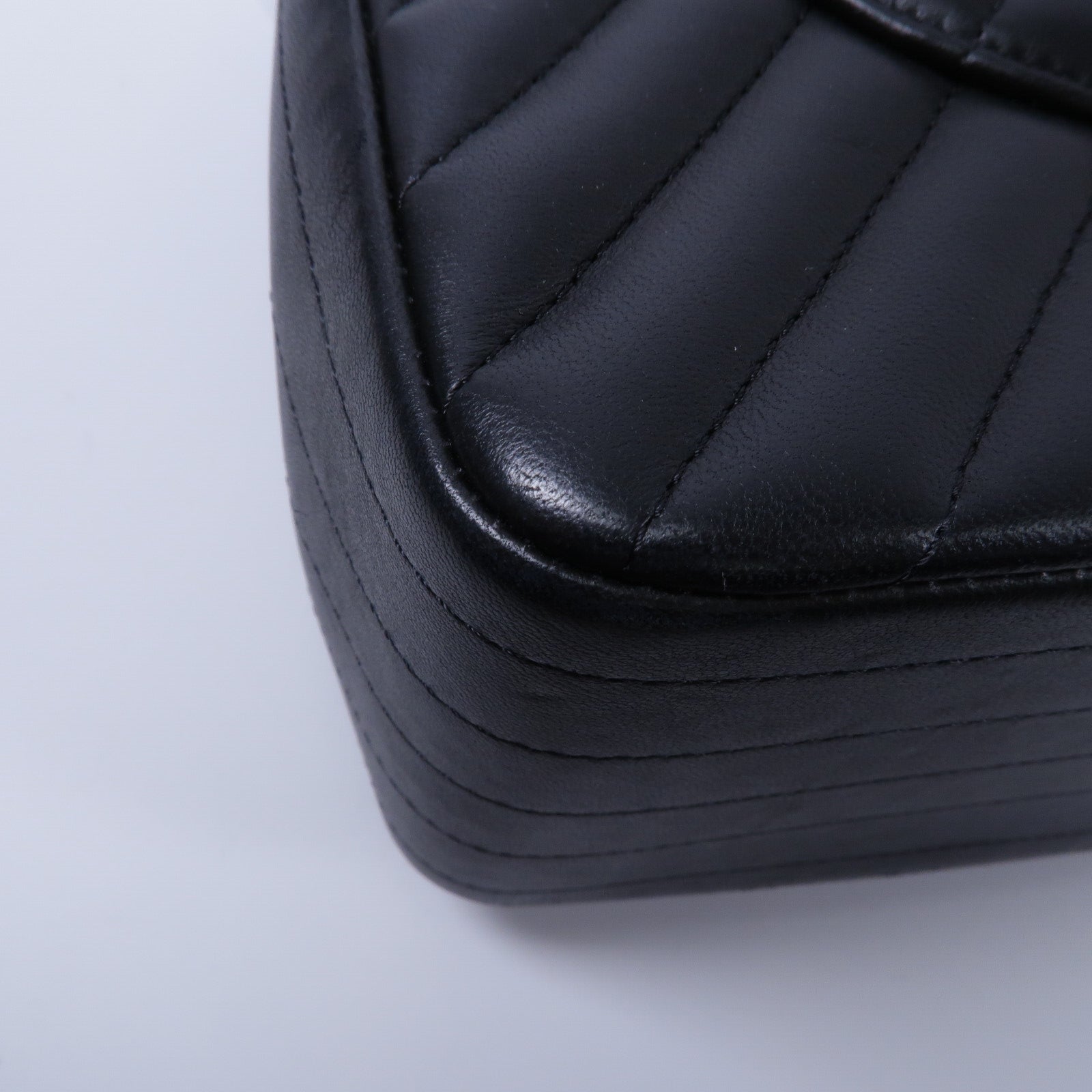 LOUIS VUITTON Shoulder Bag Lambskin 12