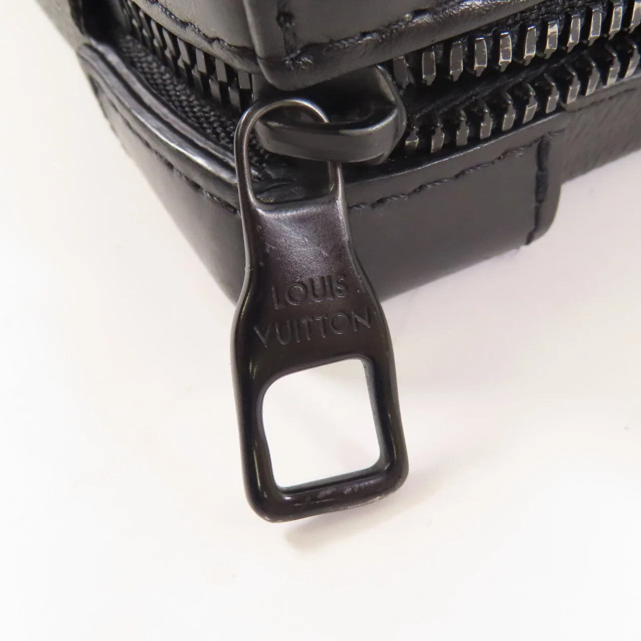 LOUIS VUITTON Soft Trunk M69838 肩背包 塗層帆布 黑色 / Black 塗層帆布 中古品B - 縮圖 8