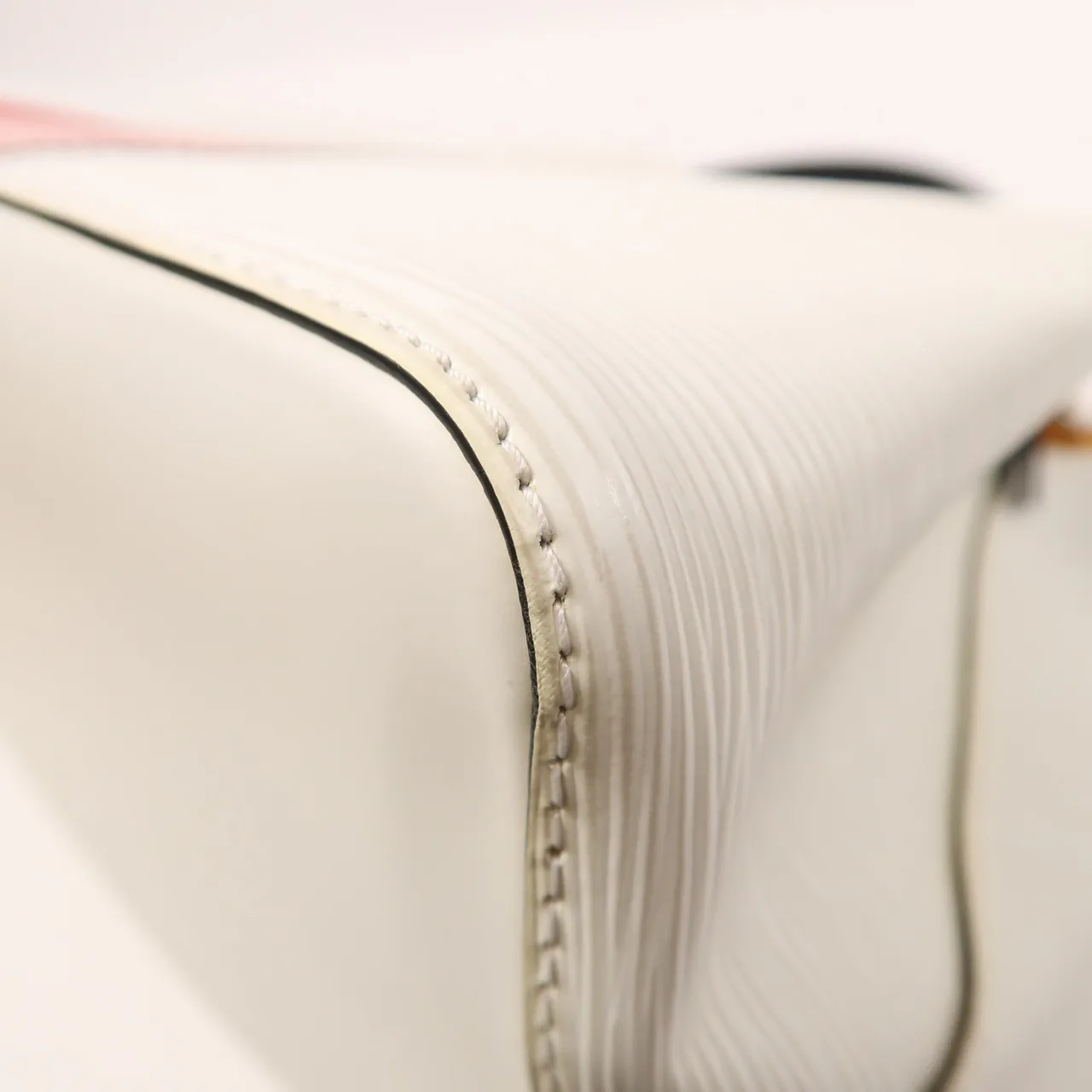 LOUIS VUITTON NeoNoe M52163 兩用包 皮革 白色 / White 皮革 中古品A - 縮圖 12