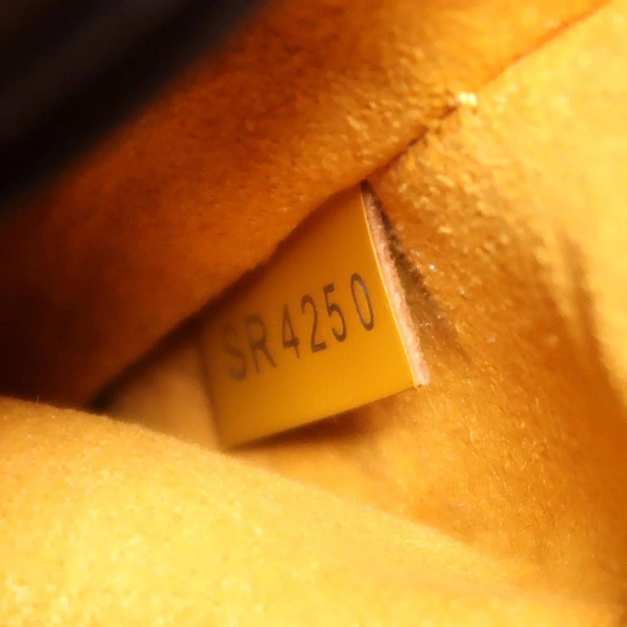 LOUIS VUITTON NeoNoe M53610 兩用包 牛皮 海軍藍 / 黃色 / Blue 牛皮 中古品B - 縮圖 8