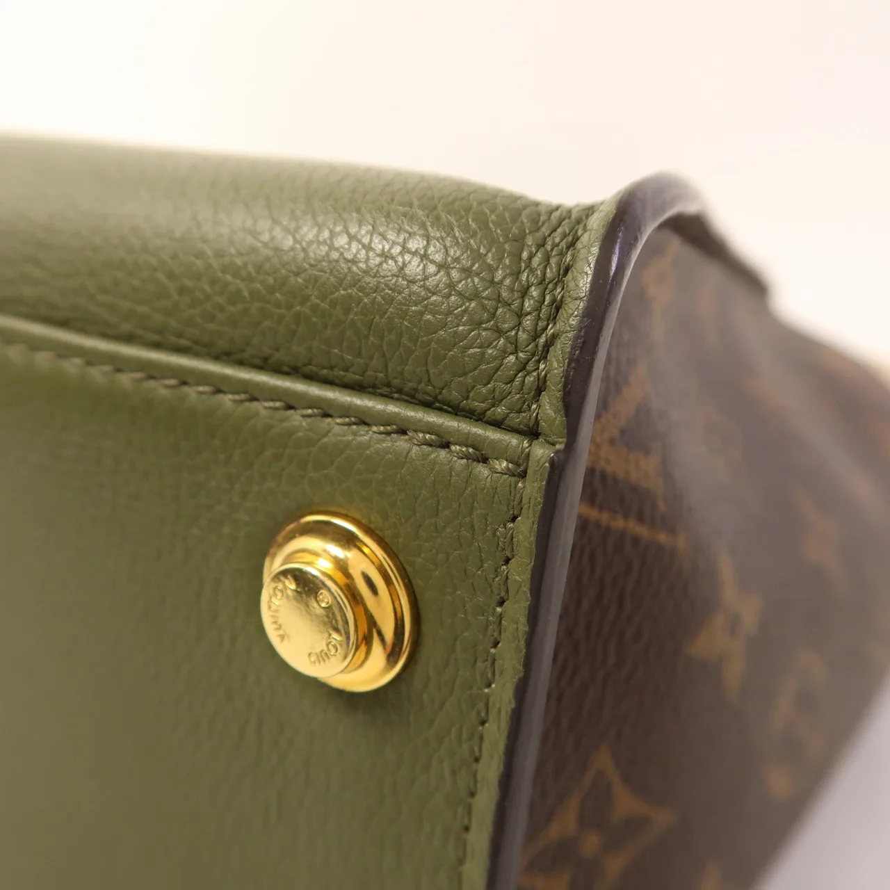 LOUIS VUITTON On My Side M55302 兩用包 塗層帆布 卡其色 / 棕色 / Green 塗層帆布 中古品A - 縮圖 11