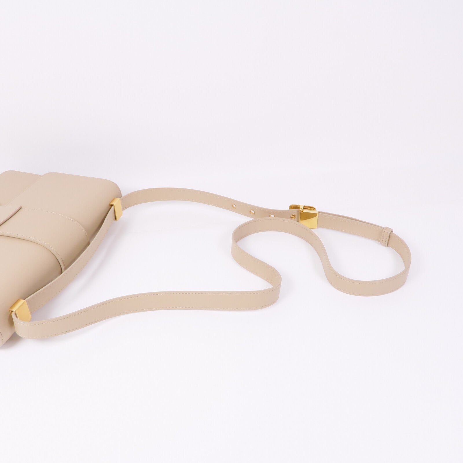 LOUIS VUITTON Montaigne Shoulder Bag Calfskin 5