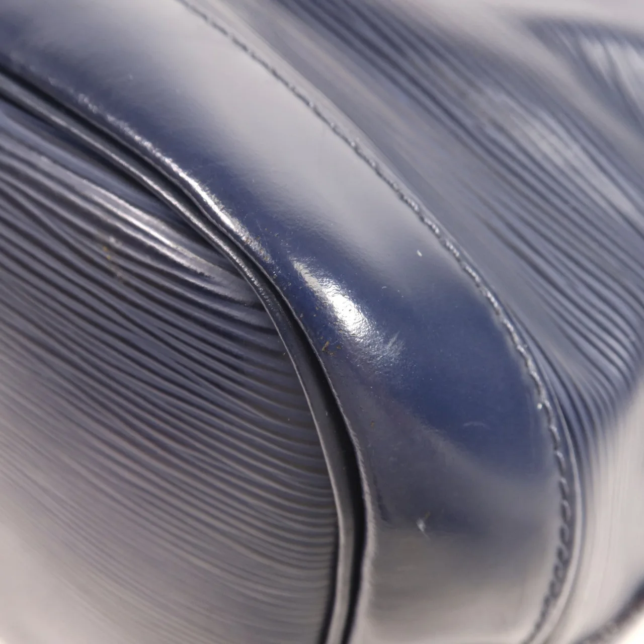 LOUIS VUITTON NeoNoe M44105 肩背包 皮革 海軍藍 / Blue 皮革 中古品C - 縮圖 8