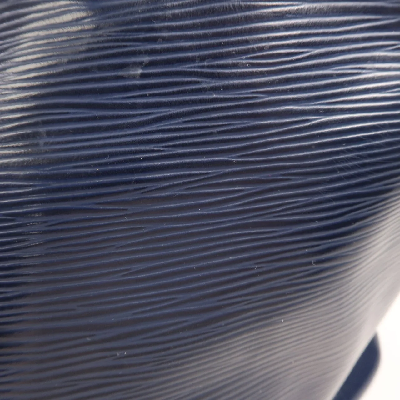 LOUIS VUITTON NeoNoe M44105 肩背包 皮革 海軍藍 / Blue 皮革 中古品C - 縮圖 17