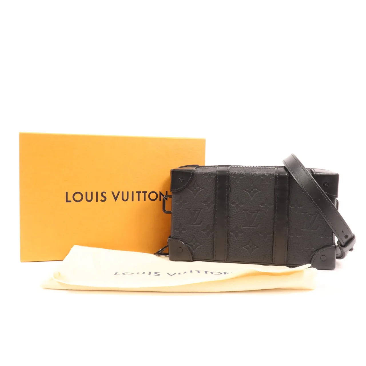 LOUIS VUITTON Soft Trunk M80224 Shoulder Bag Calfskin 黑色 / Black Calfskin Rank B - Thumbnail 14