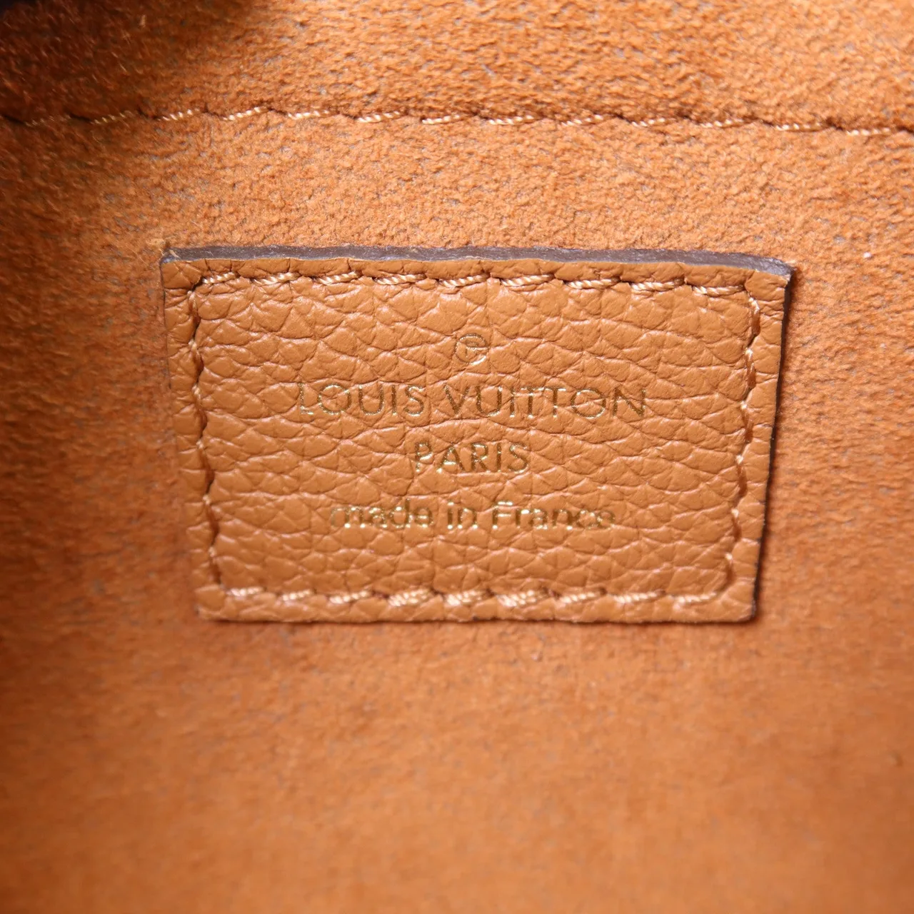 LOUIS VUITTON Lock Me M59491 Shoulder Bag Calfskin 白色 / 棕色 / Tan/Beige Calfskin Rank A - Thumbnail 7