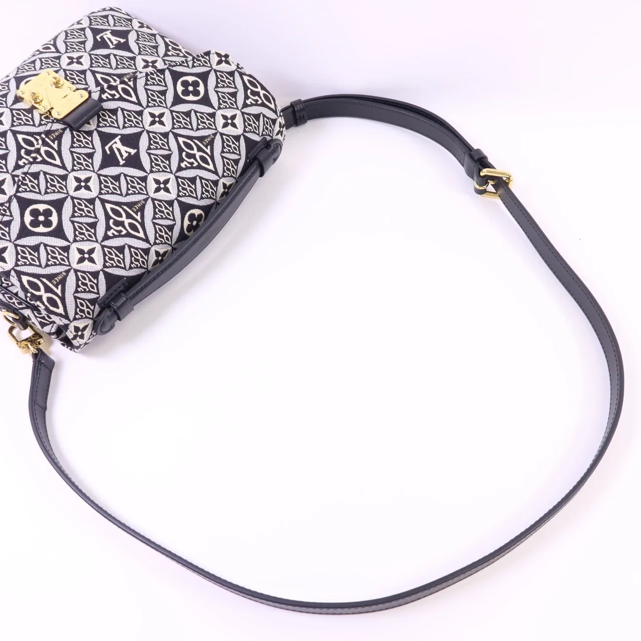 LOUIS VUITTON Pochette Metis M57272 兩用包 帆布 黑色 / 白色 帆布 中古品A - 縮圖 5