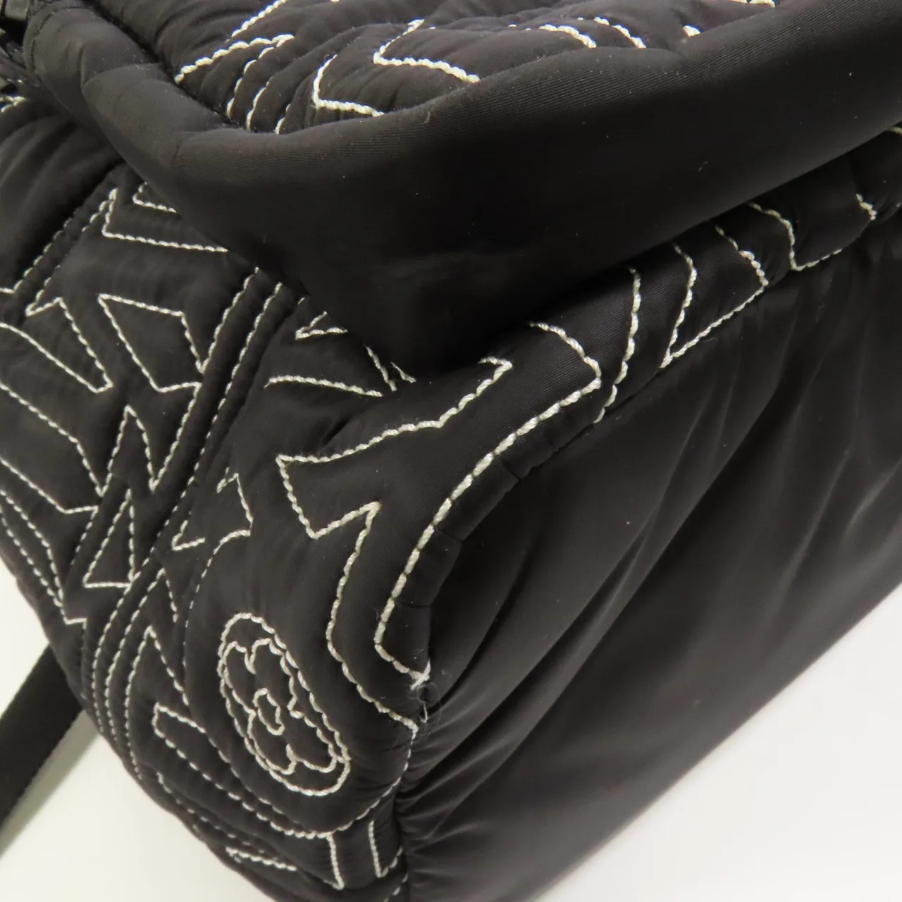 LOUIS VUITTON M21426 背包 尼龍 黑色 / 白色 / Black 尼龍 中古品B - 縮圖 11