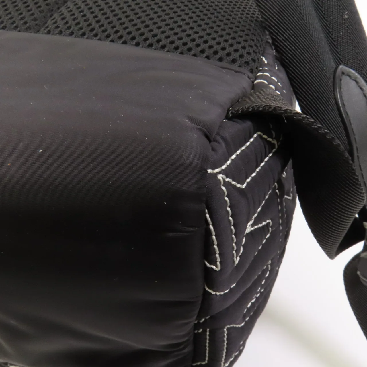 LOUIS VUITTON M21426 背包 尼龍 黑色 / 白色 / Black 尼龍 中古品B - 縮圖 13