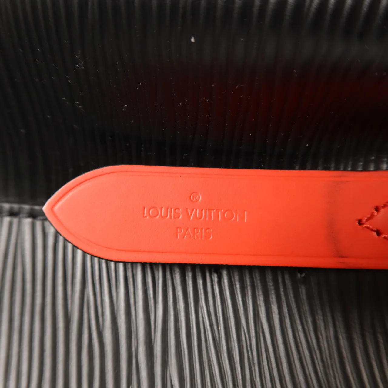 LOUIS VUITTON NeoNoe M52853 2-Way Bag Calfskin 黑色 / 紅色 / Blue Calfskin Rank A - Thumbnail 6