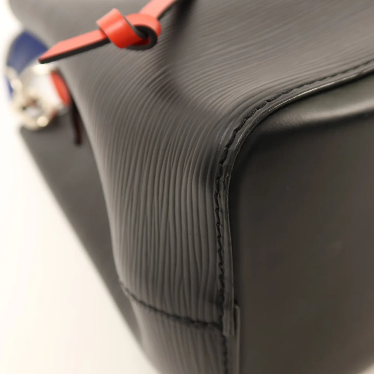 LOUIS VUITTON NeoNoe M52853 2-Way Bag Calfskin 黑色 / 紅色 / Blue Calfskin Rank A - Thumbnail 12