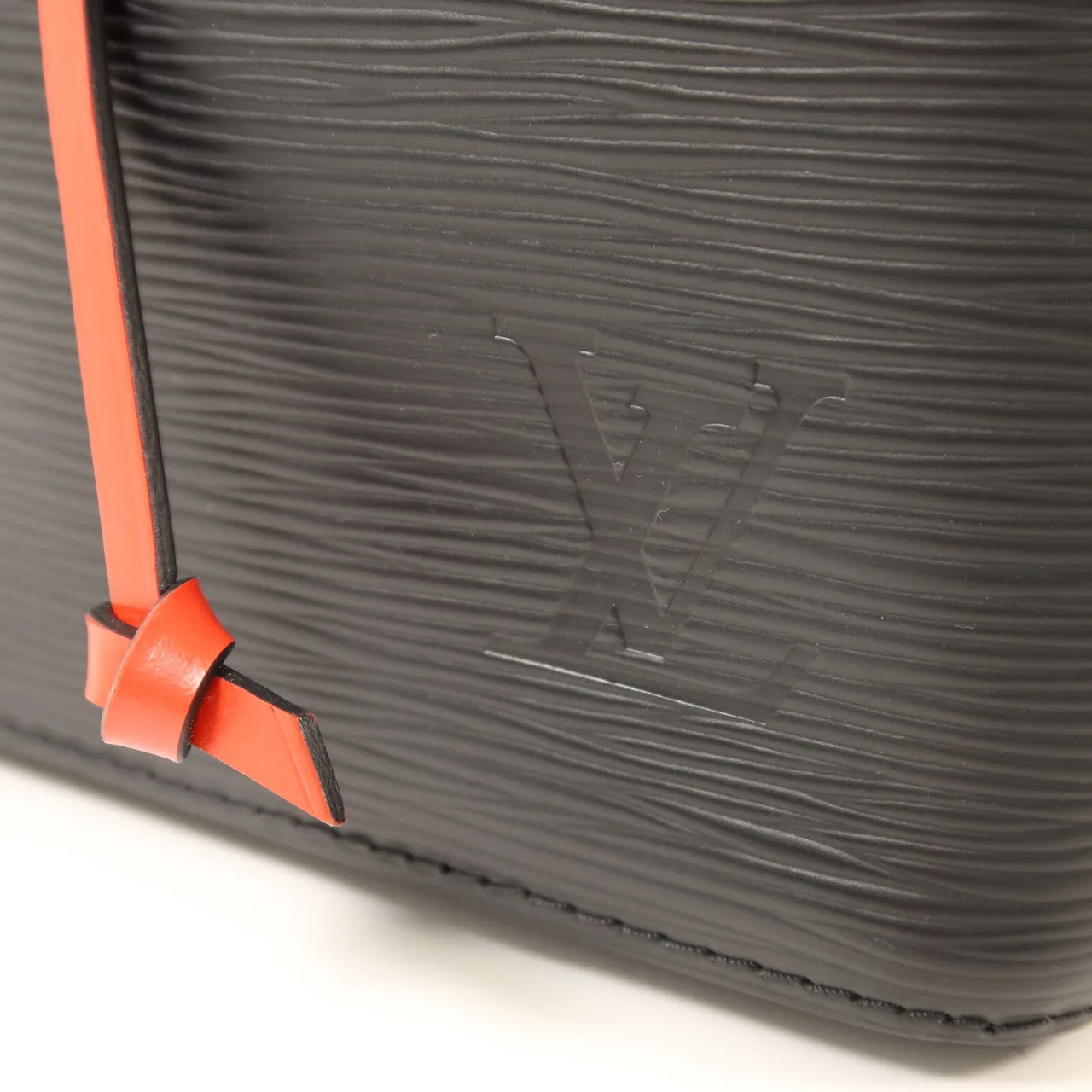 LOUIS VUITTON NeoNoe M52853 2-Way Bag Calfskin 黑色 / 紅色 / Blue Calfskin Rank A - Thumbnail 18