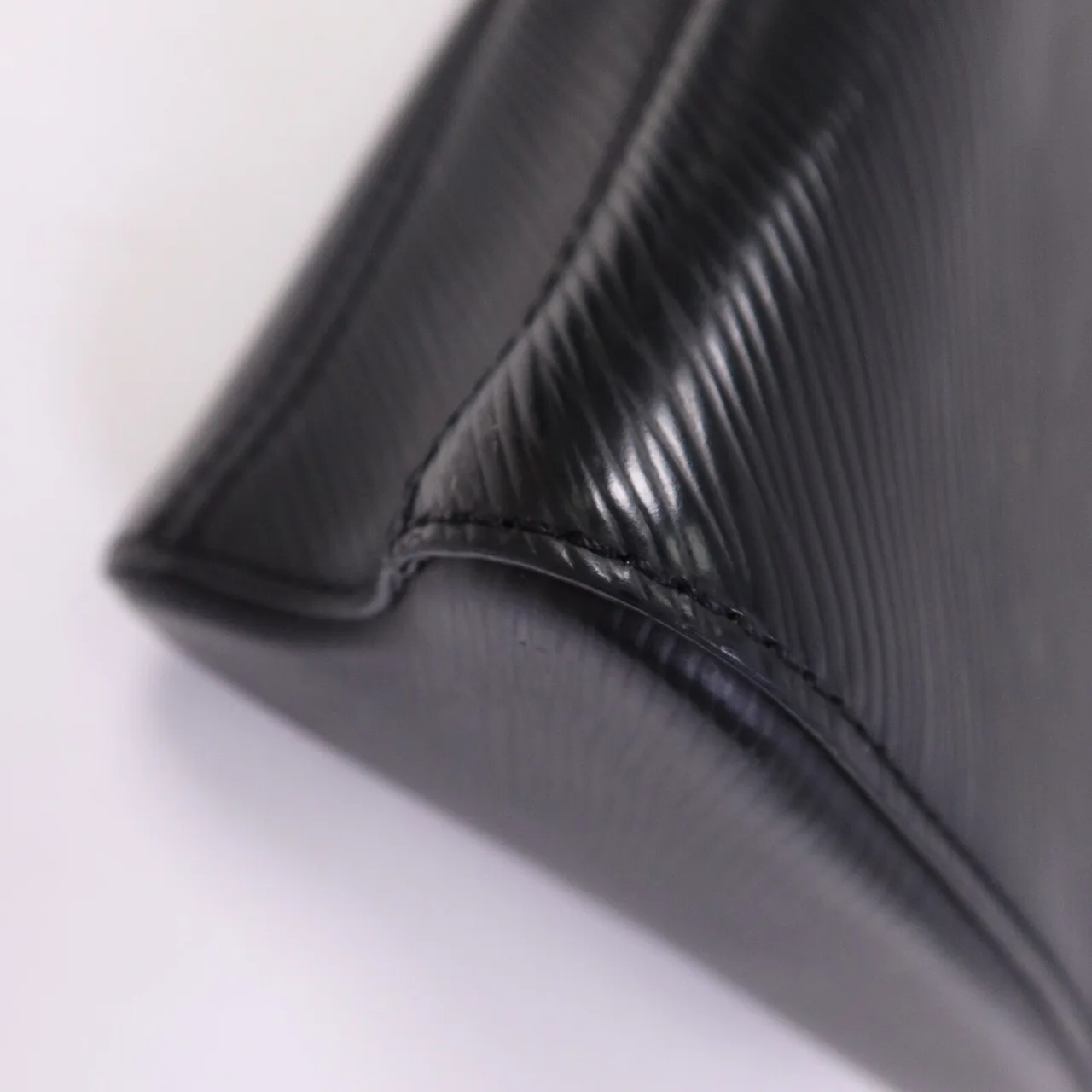 LOUIS VUITTON Twist M21110 肩背包 牛皮 黑色 牛皮 中古品A - 縮圖 13