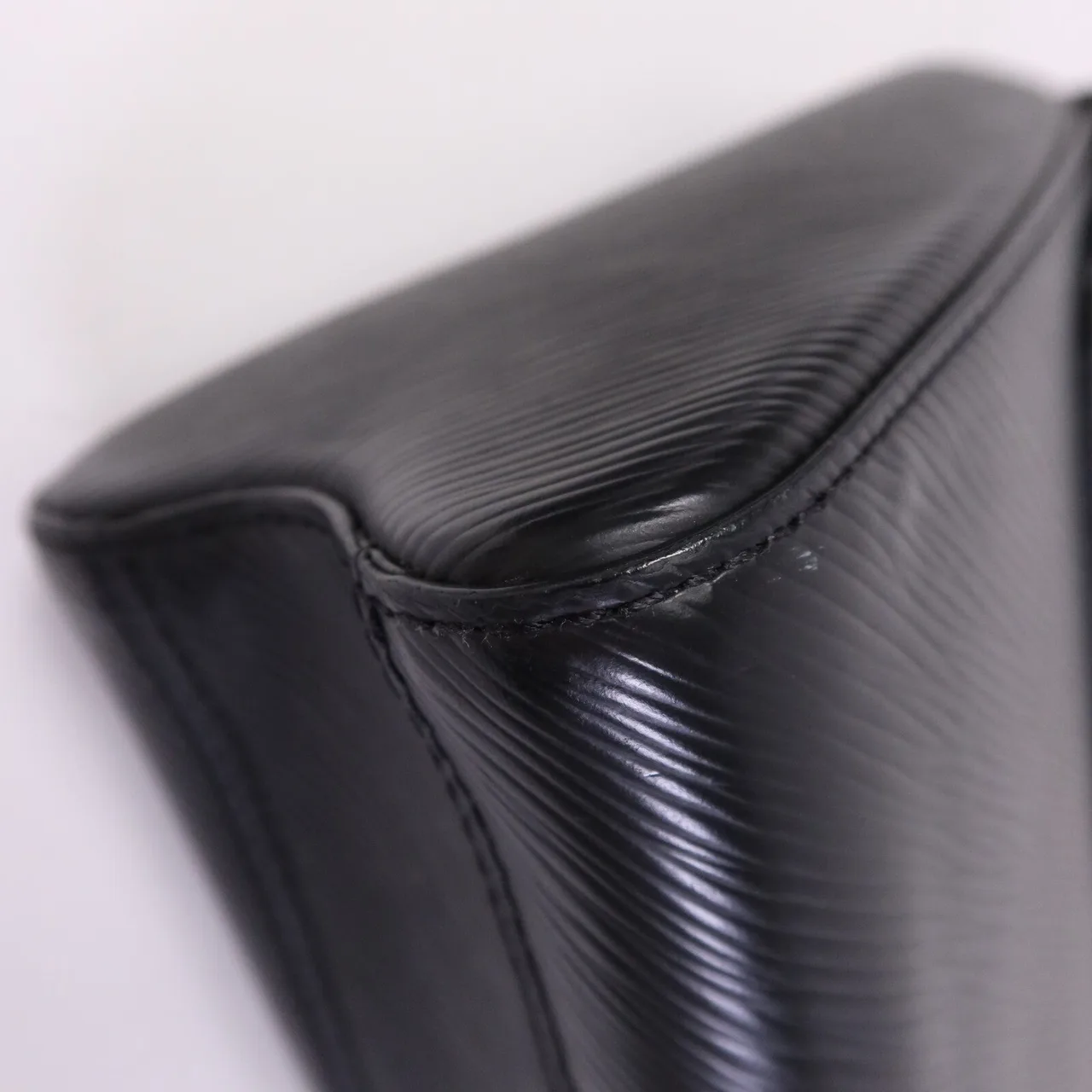 LOUIS VUITTON Twist M21110 肩背包 牛皮 黑色 牛皮 中古品A - 縮圖 14