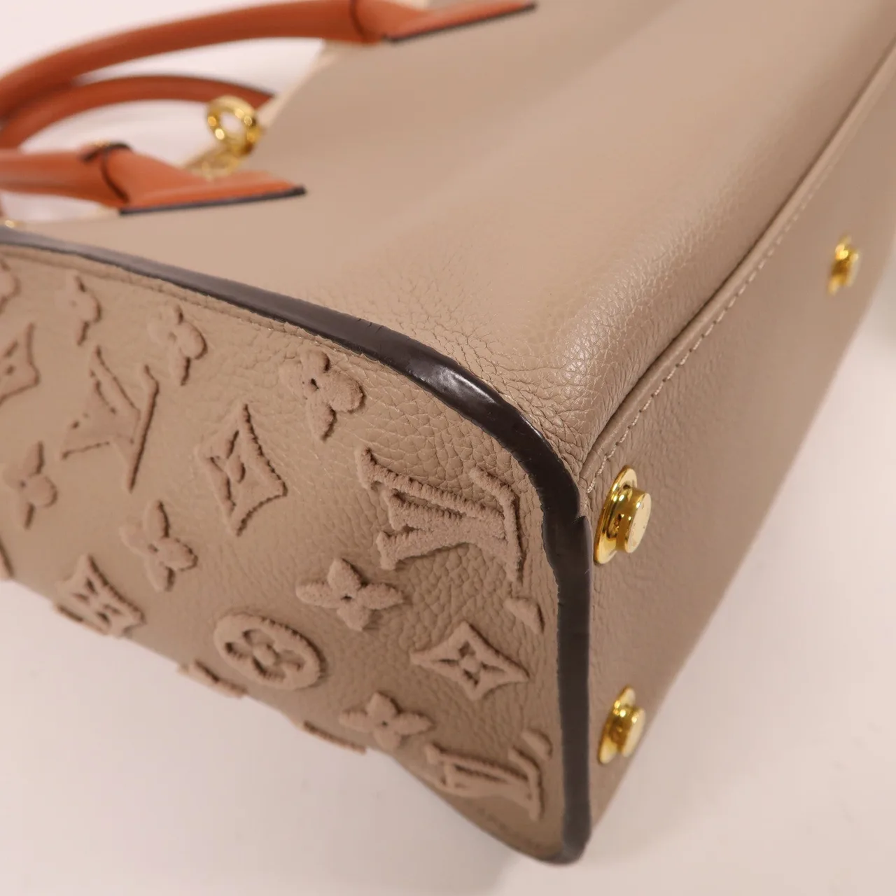 LOUIS VUITTON On My Side M53825 手提包 牛皮 米色 牛皮 中古品B - 縮圖 5