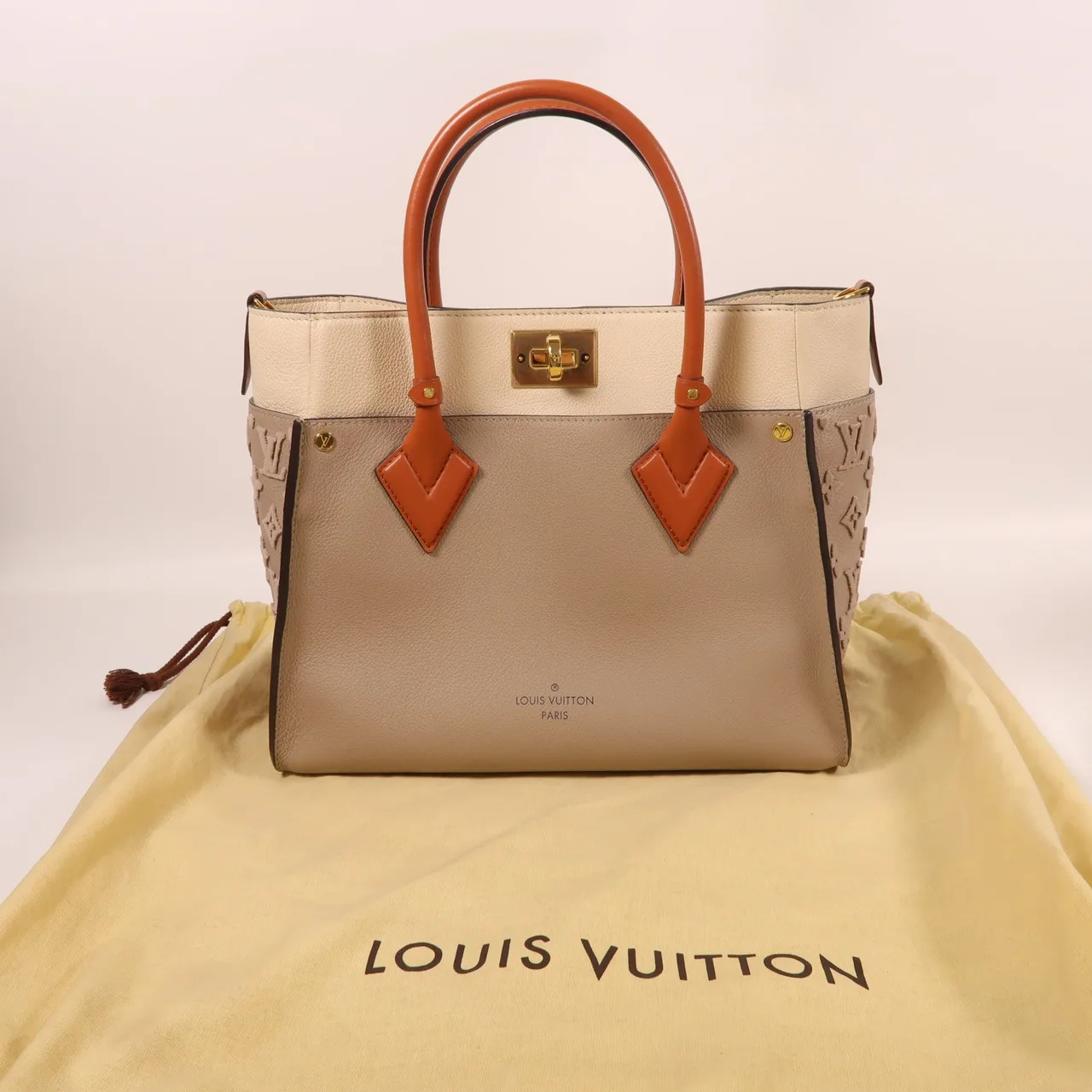 LOUIS VUITTON On My Side M53825 手提包 牛皮 米色 牛皮 中古品B - 縮圖 11