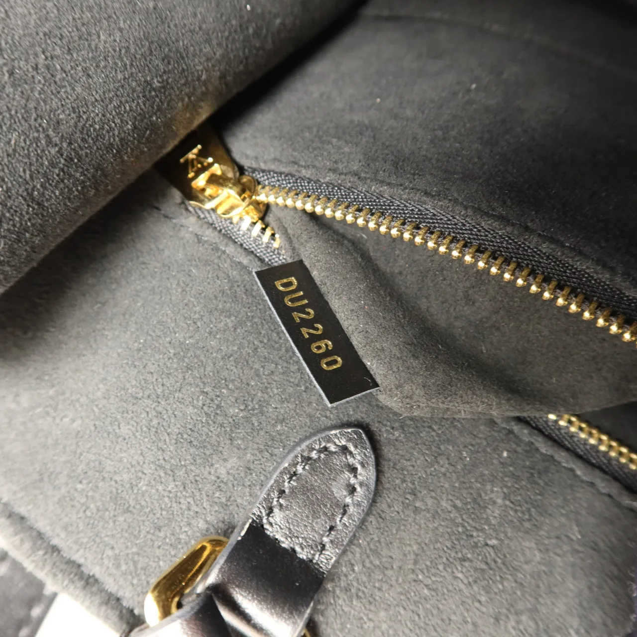 LOUIS VUITTON OnTheGo M45373 兩用包 牛皮 黑色 / Black 牛皮 中古品B - 縮圖 7