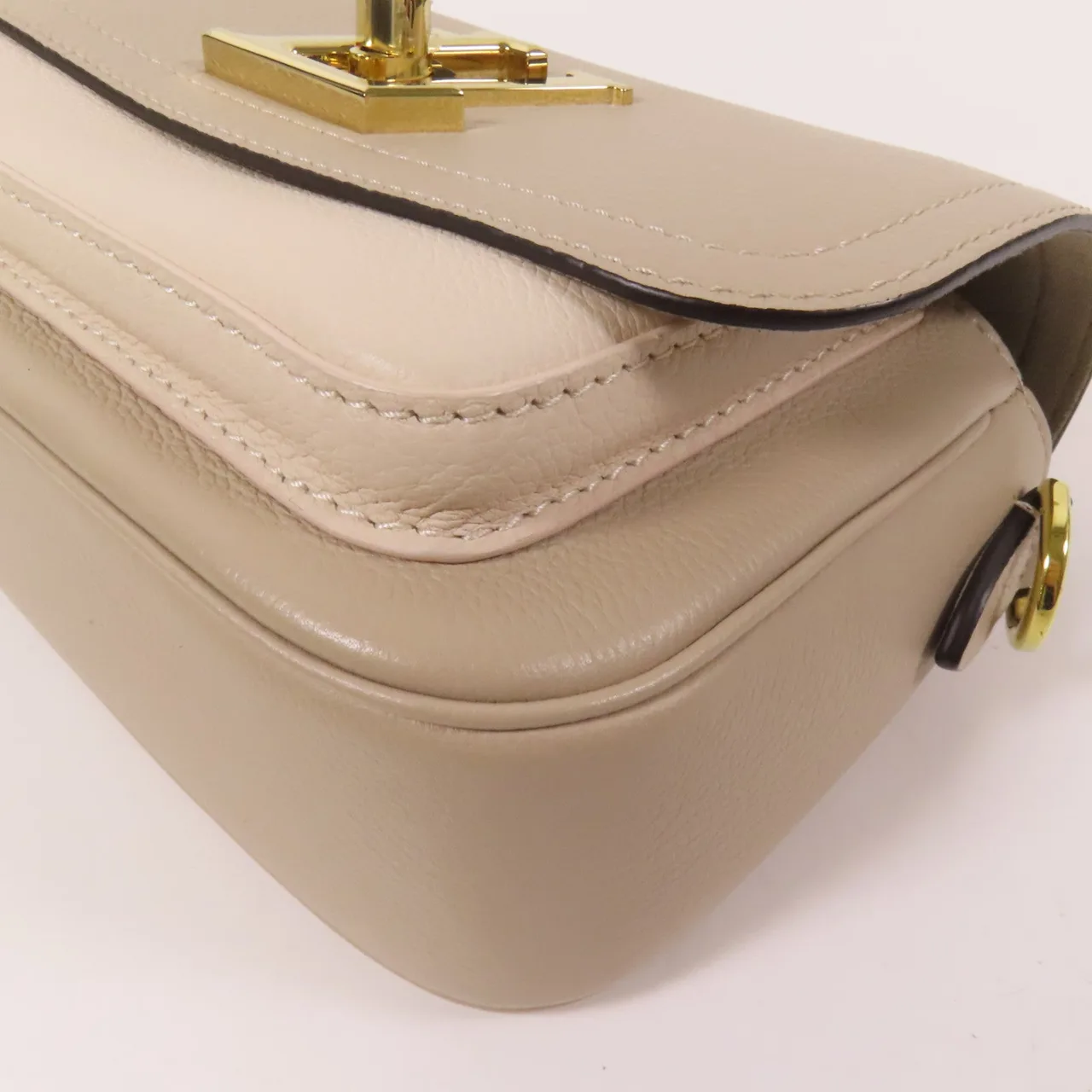 LOUIS VUITTON Lock Me M58554 兩用包 牛皮 灰色 / Grey 牛皮 中古品A - 縮圖 13