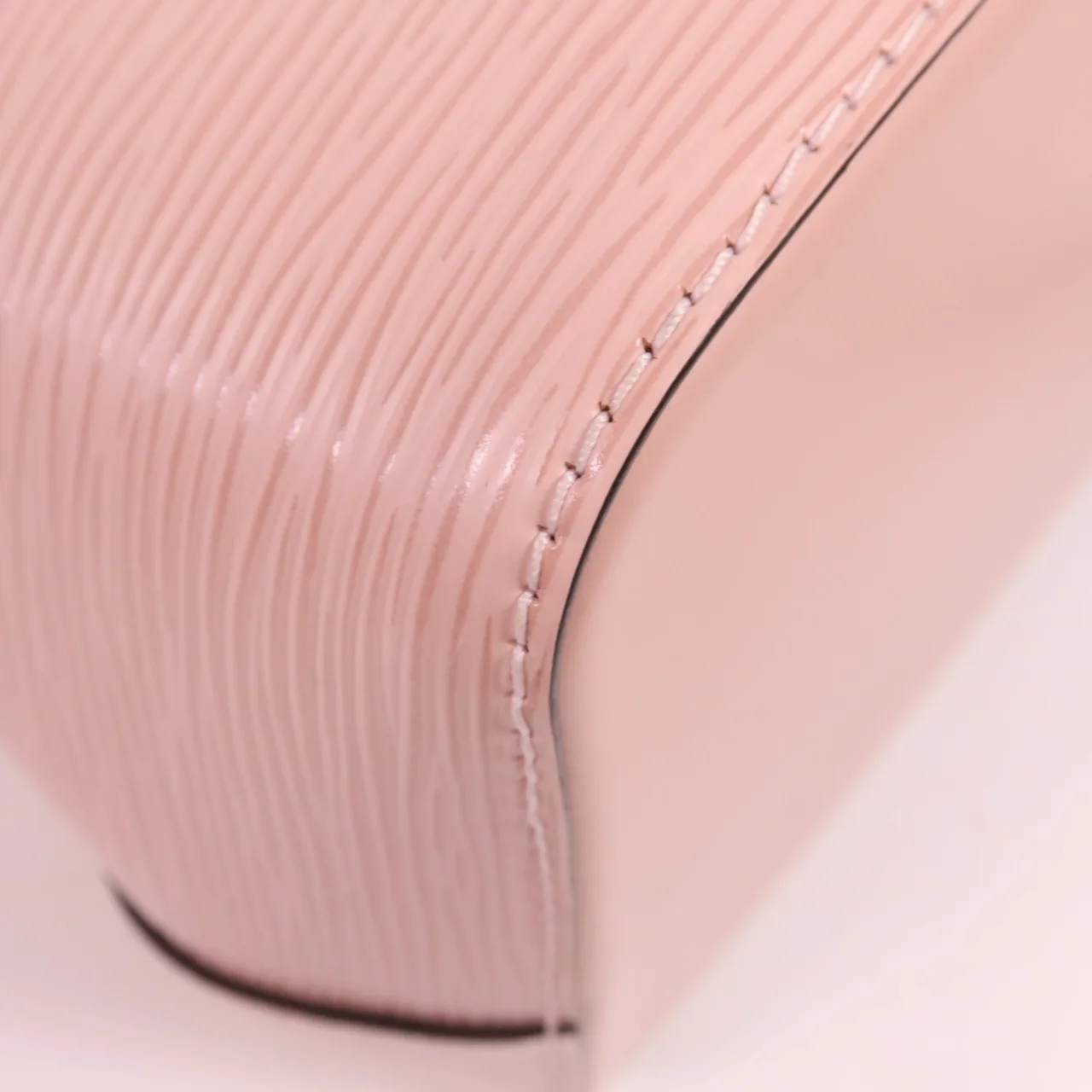 LOUIS VUITTON NeoNoe M54370 兩用包 牛皮 粉色 / Pink 牛皮 中古品A - 縮圖 13