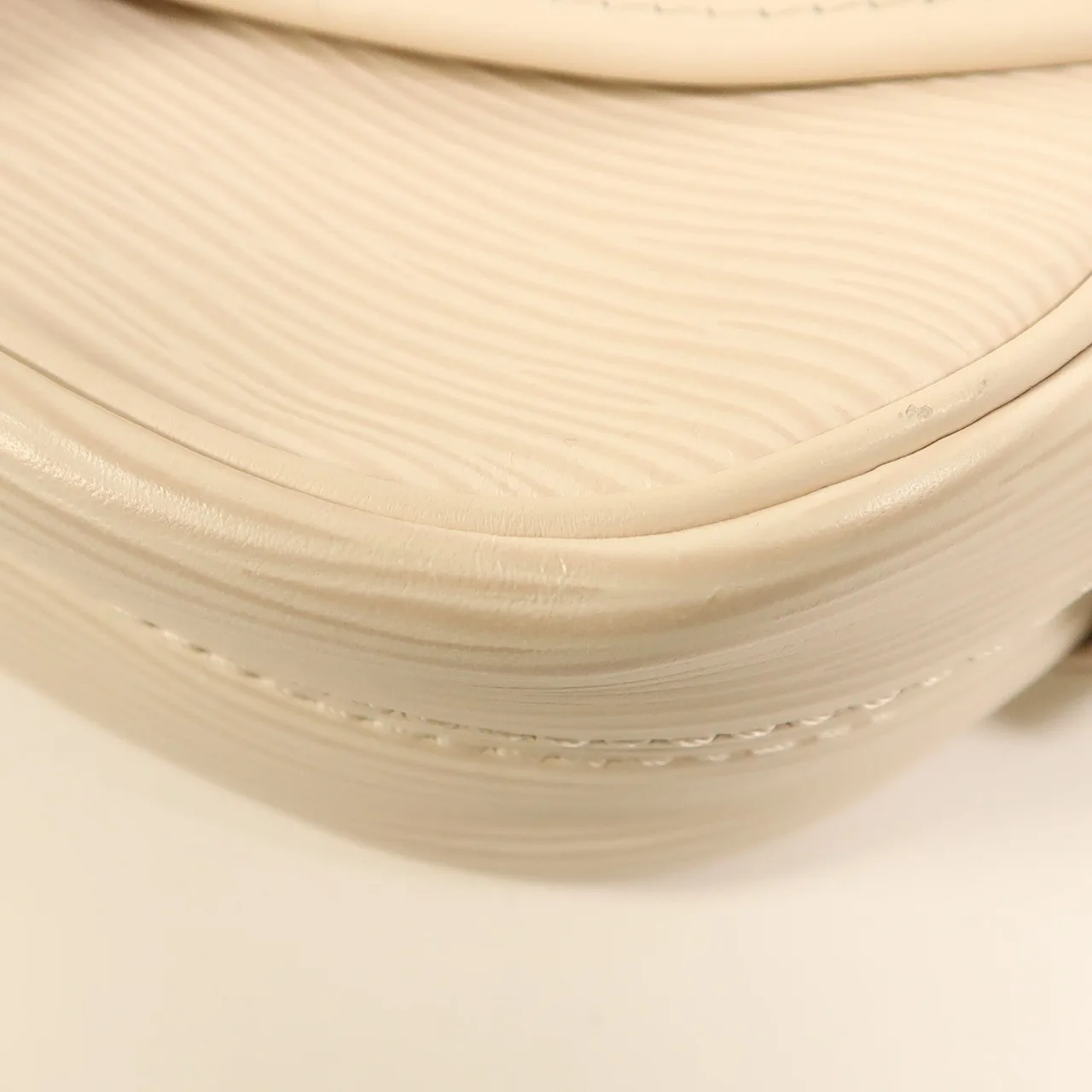 LOUIS VUITTON Saumur M23746 2-Way Bag Leather 白色 / White Leather Rank B - Thumbnail 10